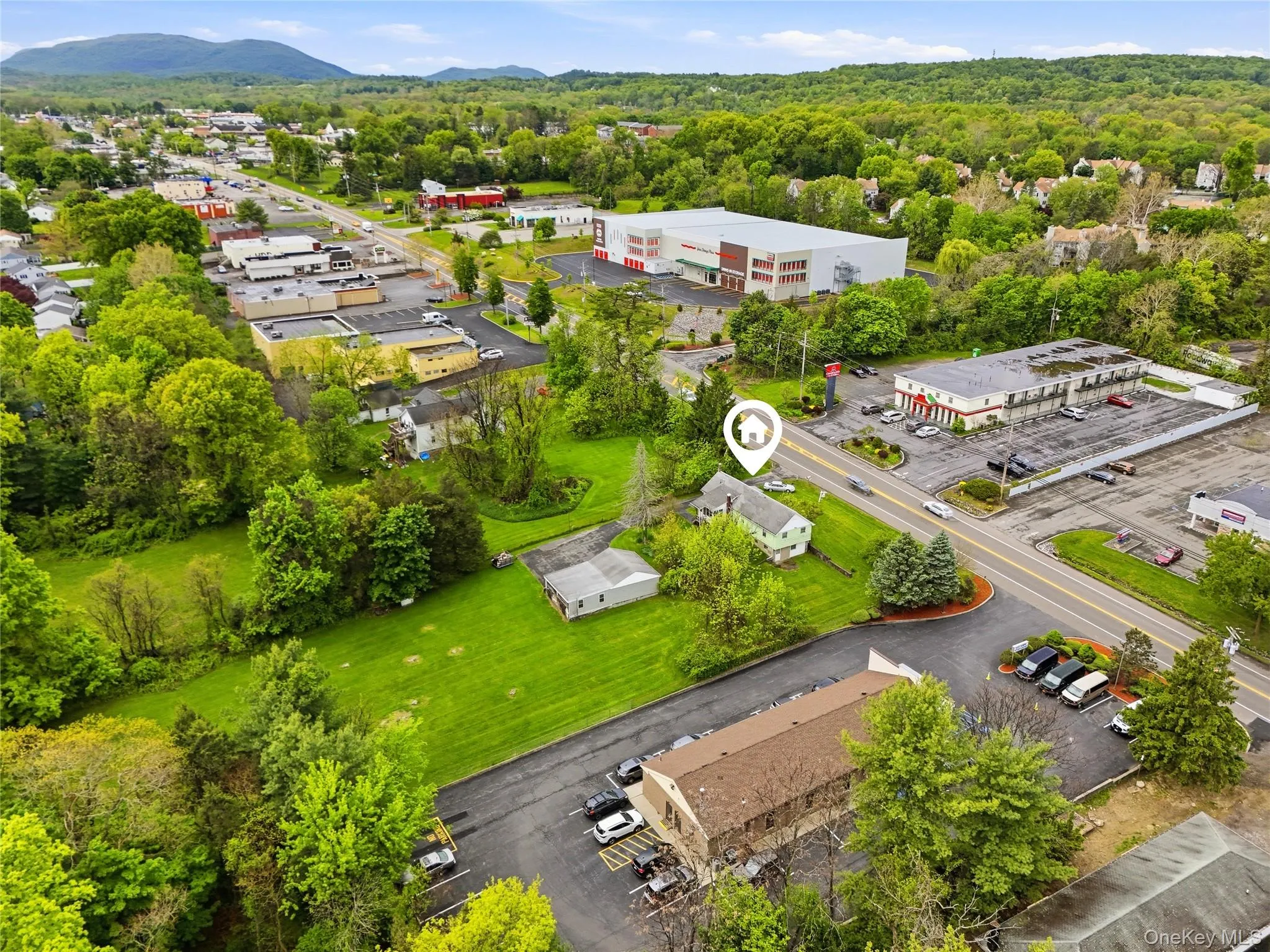 309 Windsor Highway, New Windsor, NY, 3 Bedrooms Bedrooms, 10 Rooms Rooms,1 BathroomBathrooms,Residential,For Rent,Windsor,0,000085 309 Windsor Highway, New Windsor, NY, 3 Bedrooms Bedrooms, 10 Rooms Rooms,1 BathroomBathrooms,Residential,For Rent,Windsor,0,000085