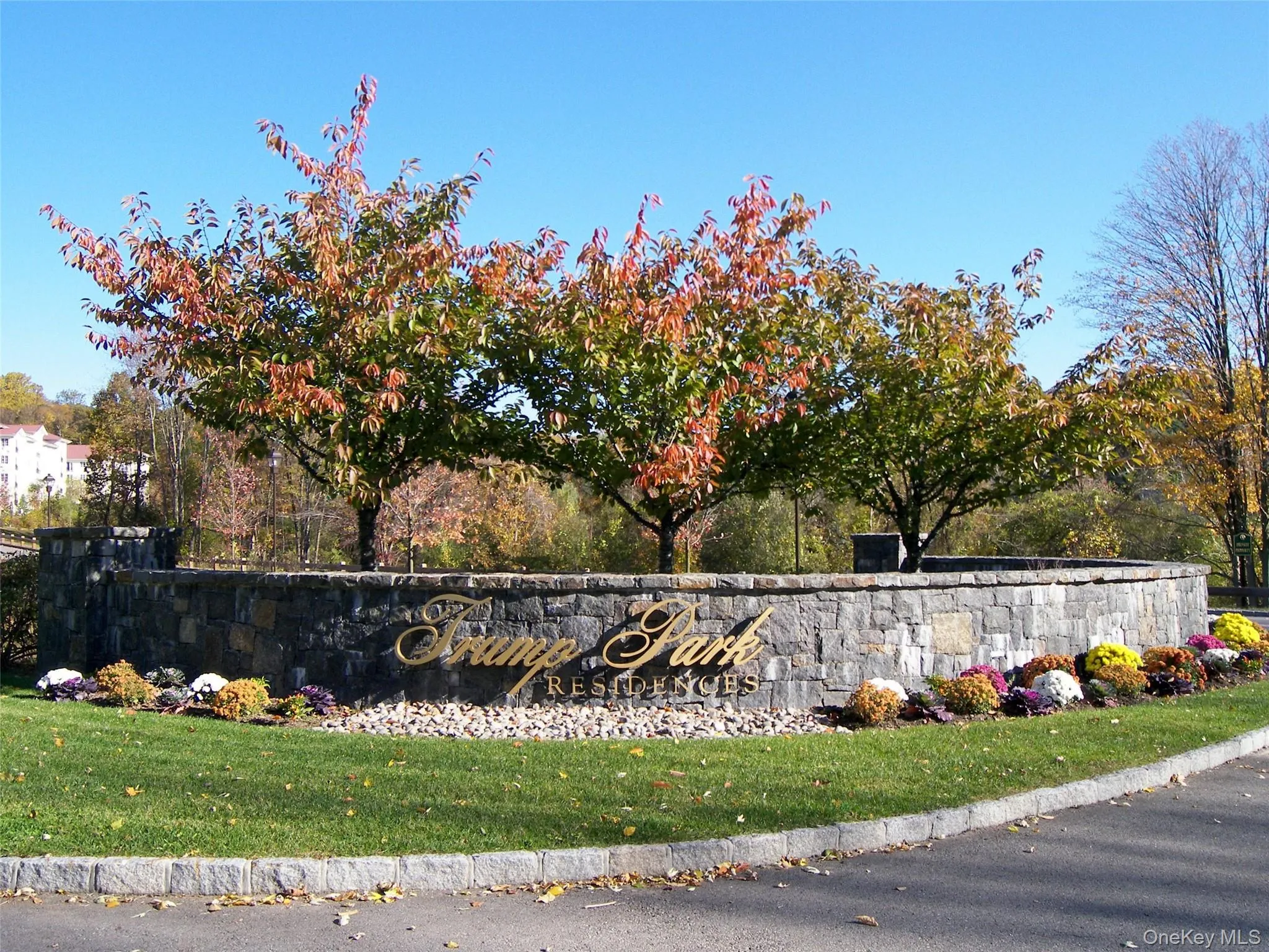 Curb appeal and luxury all around. Curb appeal and luxury all around.