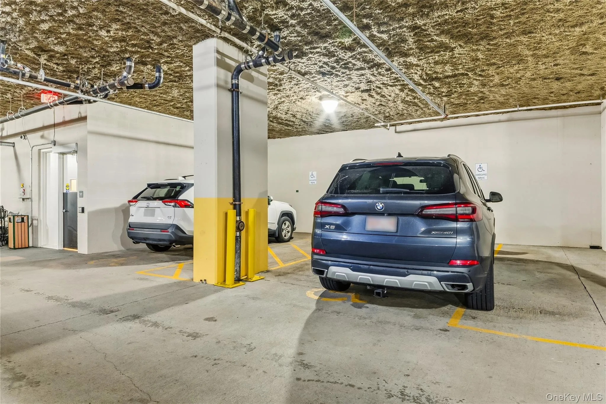 Parking spot near the elevator door (Handicap spot if applicable if not another will be assigned) Parking spot near the elevator door (Handicap spot if applicable if not another will be assigned)