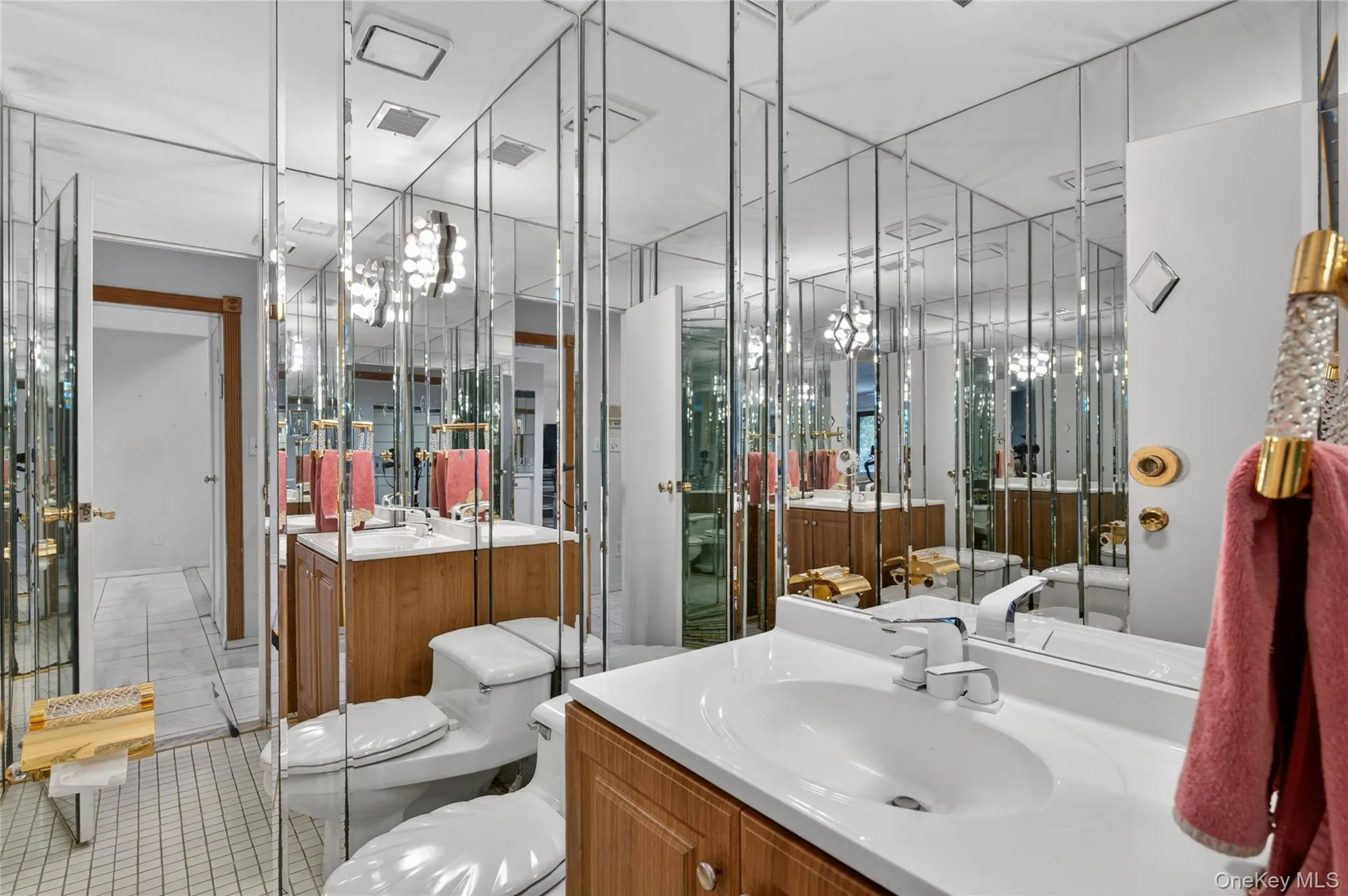 Powder Room Powder Room