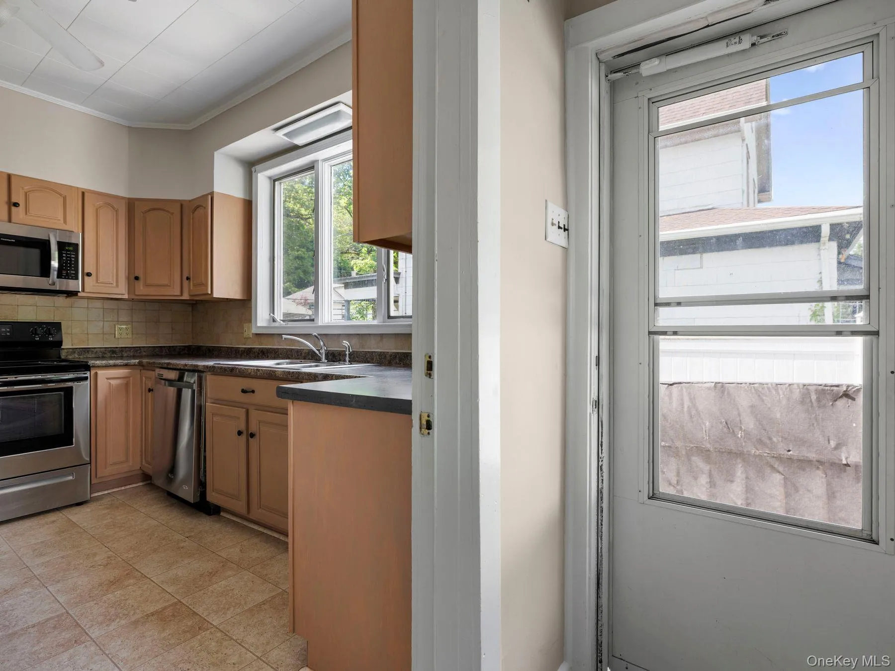 169 Chester Street, Kingston, NY, 4 Bedrooms Bedrooms, 13 Rooms Rooms,1 BathroomBathrooms,Residential,For Rent,Chester,0,000107 169 Chester Street, Kingston, NY, 4 Bedrooms Bedrooms, 13 Rooms Rooms,1 BathroomBathrooms,Residential,For Rent,Chester,0,000107