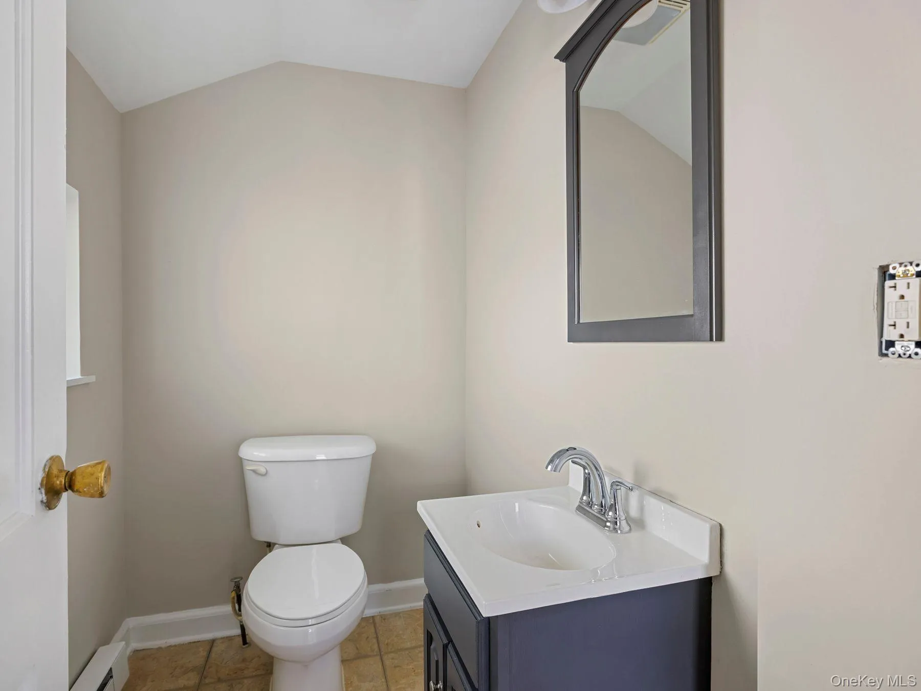 169 Chester Street, Kingston, NY, 4 Bedrooms Bedrooms, 13 Rooms Rooms,1 BathroomBathrooms,Residential,For Rent,Chester,0,000107 169 Chester Street, Kingston, NY, 4 Bedrooms Bedrooms, 13 Rooms Rooms,1 BathroomBathrooms,Residential,For Rent,Chester,0,000107