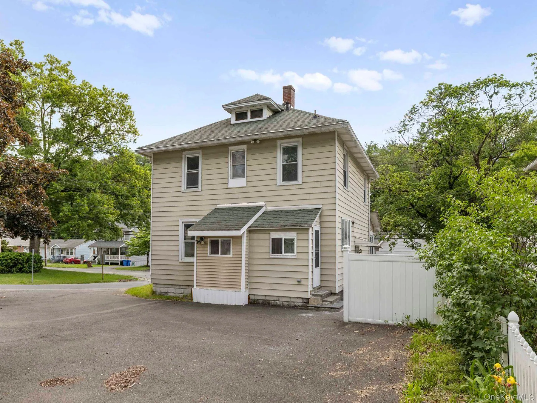 169 Chester Street, Kingston, NY, 4 Bedrooms Bedrooms, 13 Rooms Rooms,1 BathroomBathrooms,Residential,For Rent,Chester,0,000107 169 Chester Street, Kingston, NY, 4 Bedrooms Bedrooms, 13 Rooms Rooms,1 BathroomBathrooms,Residential,For Rent,Chester,0,000107