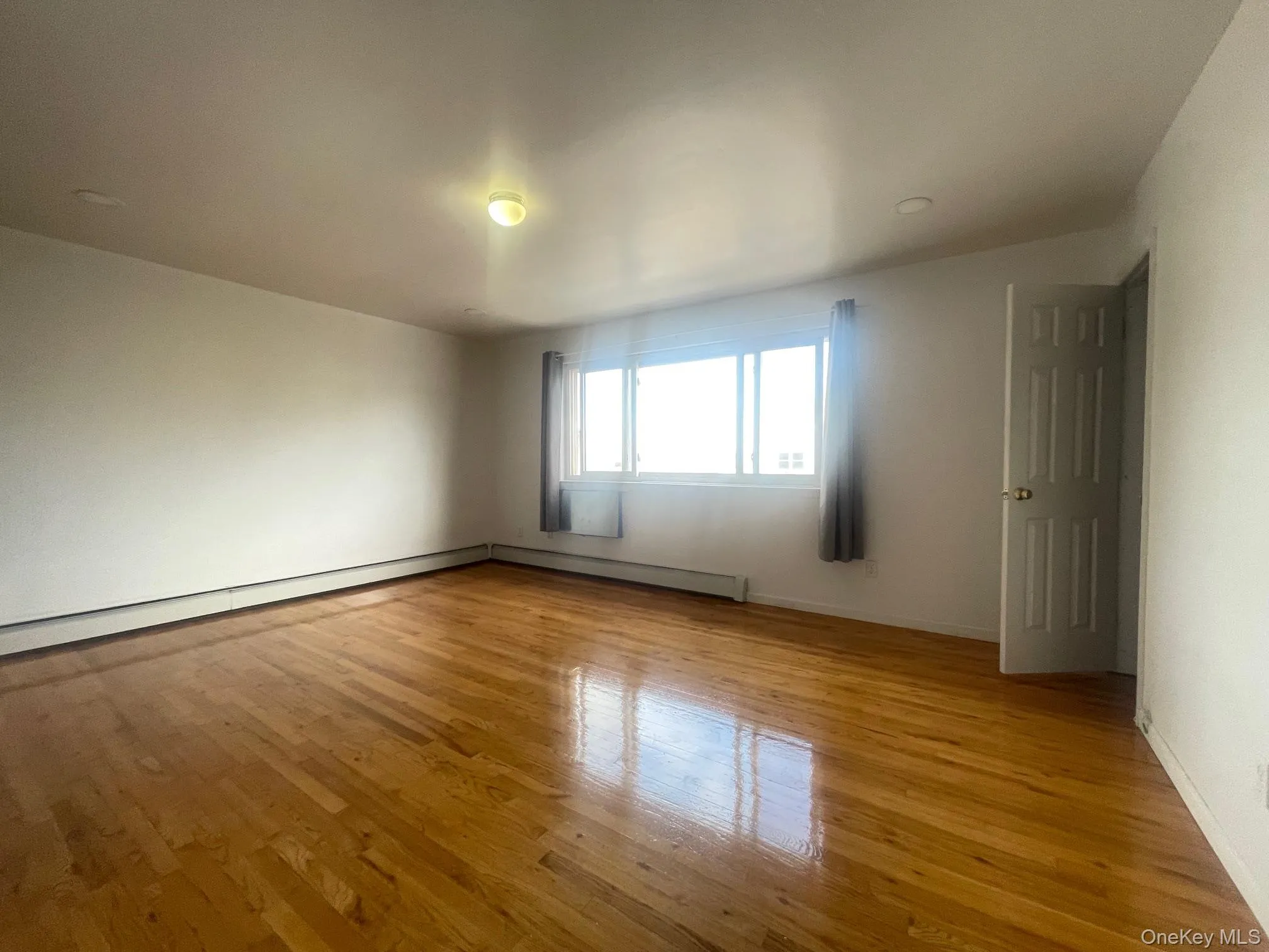 4316 223rd Street, New York, NY, 3 Bedrooms Bedrooms, 5 Rooms Rooms,2 BathroomsBathrooms,Residential Lease,For Rent,223rd,0,000115 4316 223rd Street, New York, NY, 3 Bedrooms Bedrooms, 5 Rooms Rooms,2 BathroomsBathrooms,Residential Lease,For Rent,223rd,0,000115