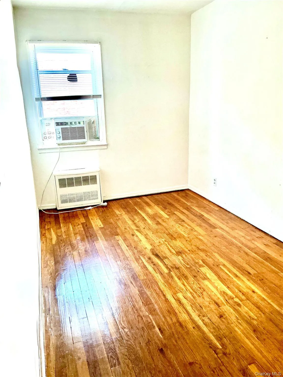 211-05 48 Avenue, New York, NY, 3 Bedrooms Bedrooms, 5 Rooms Rooms,2 BathroomsBathrooms,Residential,For Rent,48,0,000118 211-05 48 Avenue, New York, NY, 3 Bedrooms Bedrooms, 5 Rooms Rooms,2 BathroomsBathrooms,Residential,For Rent,48,0,000118