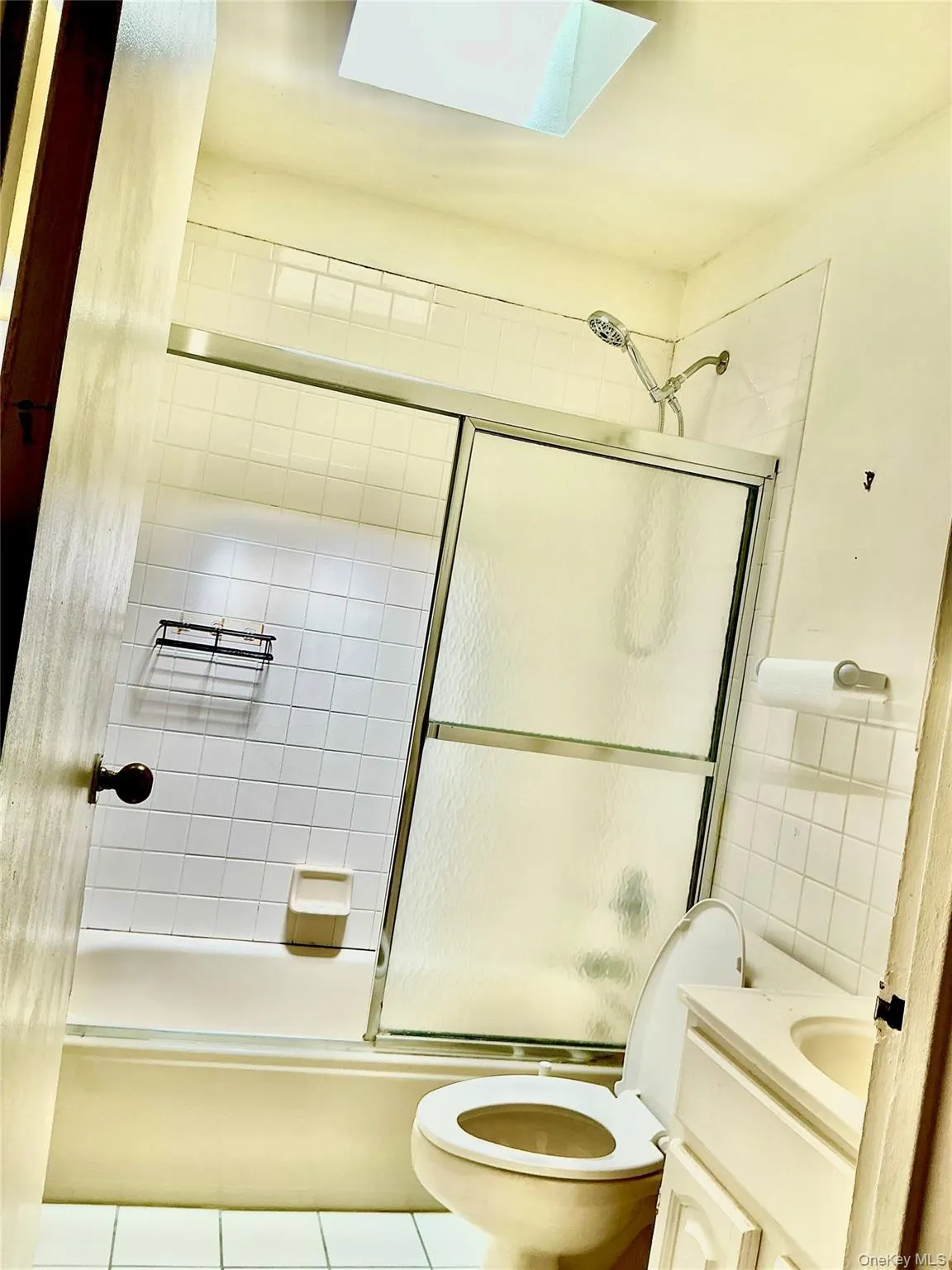 211-05 48 Avenue, New York, NY, 3 Bedrooms Bedrooms, 5 Rooms Rooms,2 BathroomsBathrooms,Residential,For Rent,48,0,000118 211-05 48 Avenue, New York, NY, 3 Bedrooms Bedrooms, 5 Rooms Rooms,2 BathroomsBathrooms,Residential,For Rent,48,0,000118