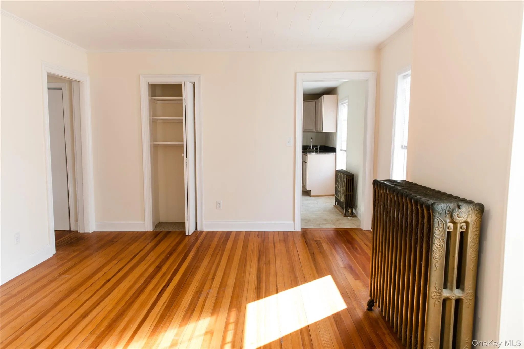 HARD WOOD FLOORS HARD WOOD FLOORS