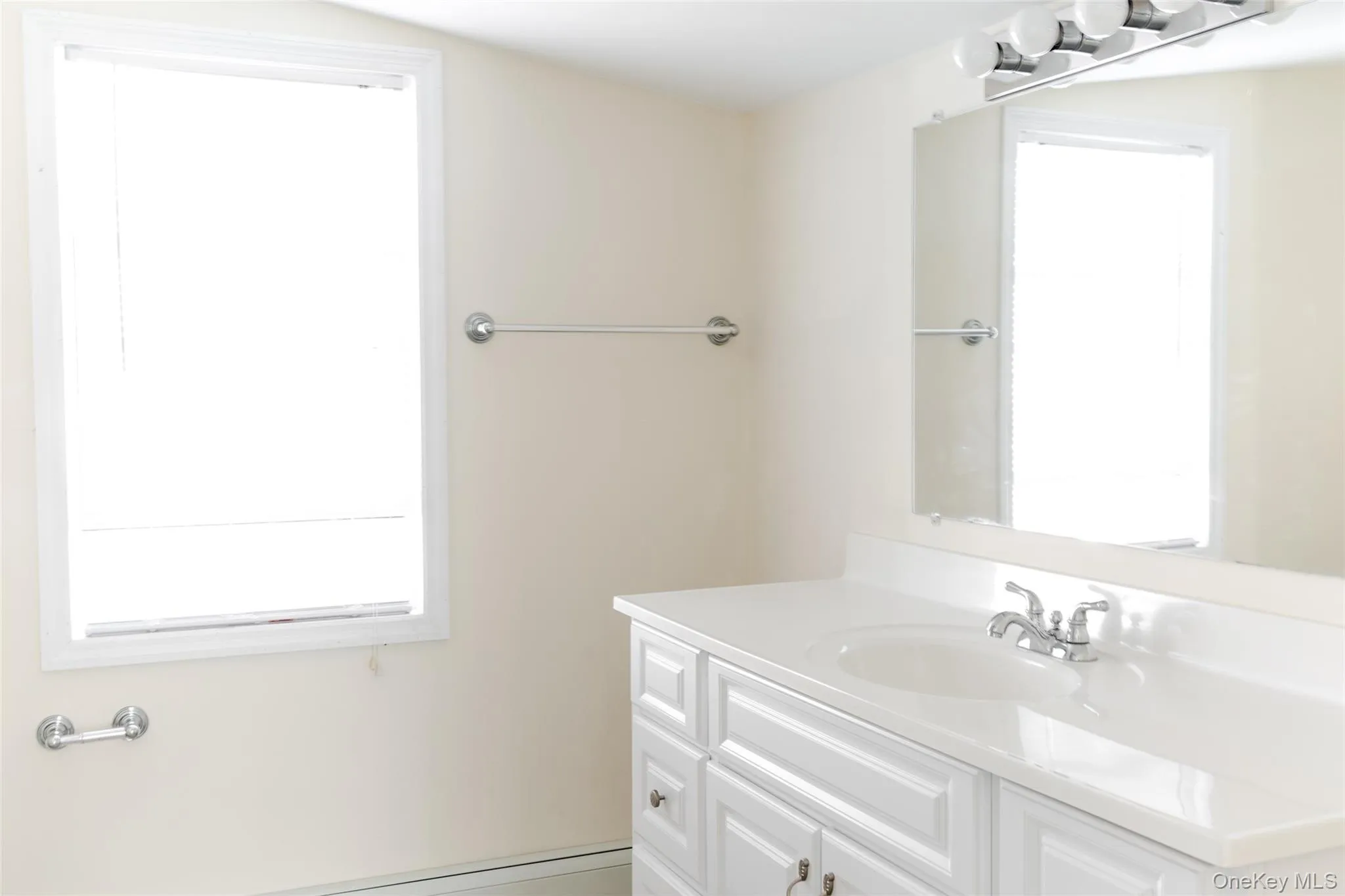 296 MAIN Street, Beacon, NY, 2 Bedrooms Bedrooms, 6 Rooms Rooms,1 BathroomBathrooms,Residential Lease,For Rent,MAIN,0,000120 296 MAIN Street, Beacon, NY, 2 Bedrooms Bedrooms, 6 Rooms Rooms,1 BathroomBathrooms,Residential Lease,For Rent,MAIN,0,000120