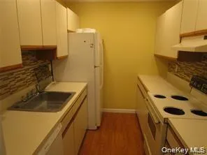 909 Skyline Drive, Brookhaven, NY, 2 Bedrooms Bedrooms, 5 Rooms Rooms,2 BathroomsBathrooms,Residential Lease,For Rent,Skyline,0,000121 909 Skyline Drive, Brookhaven, NY, 2 Bedrooms Bedrooms, 5 Rooms Rooms,2 BathroomsBathrooms,Residential Lease,For Rent,Skyline,0,000121