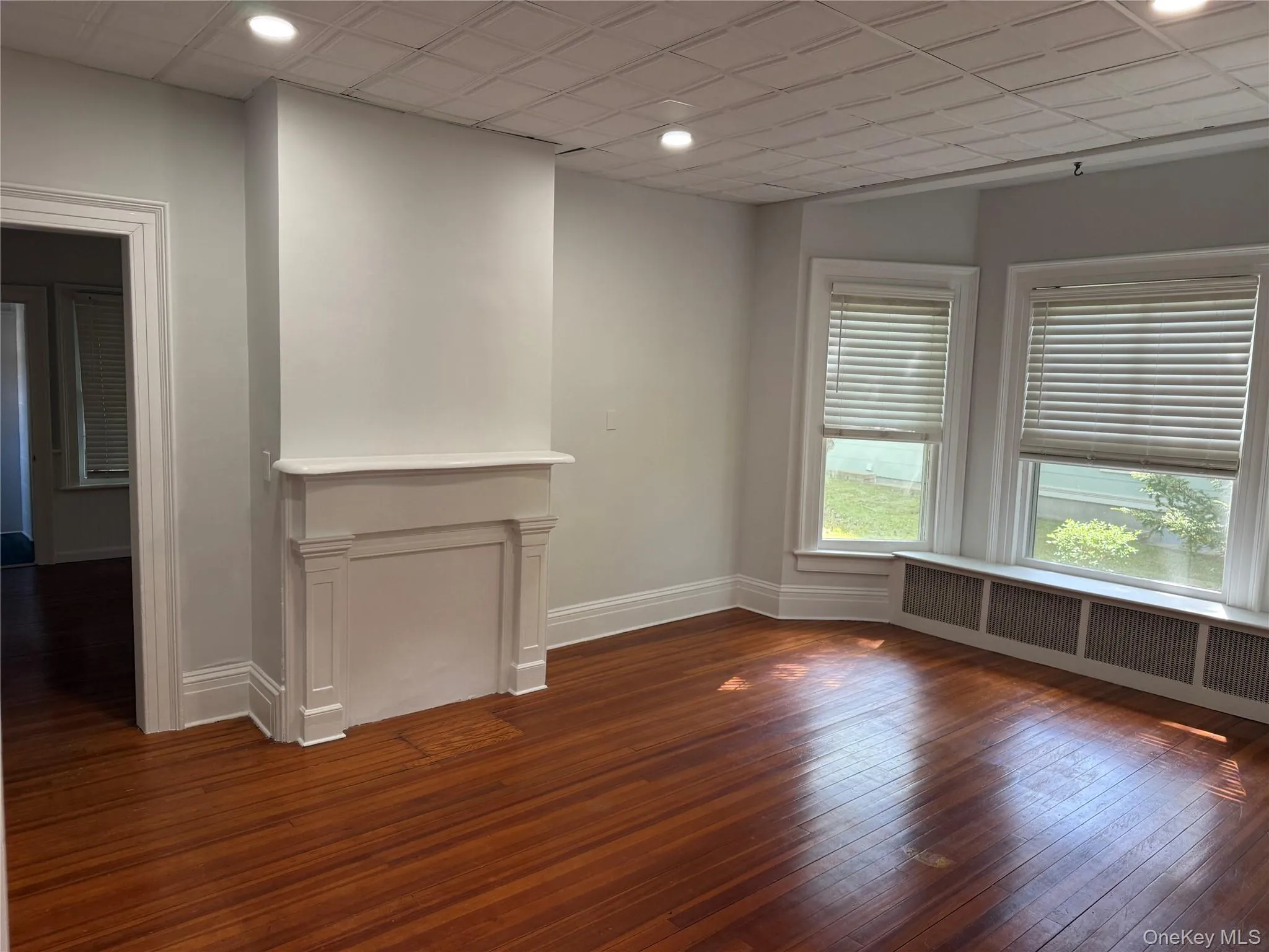 805 Main Street, Brookhaven, NY, 2 Bedrooms Bedrooms, 6 Rooms Rooms,1 BathroomBathrooms,Residential Lease,For Rent,Main,0,000124 805 Main Street, Brookhaven, NY, 2 Bedrooms Bedrooms, 6 Rooms Rooms,1 BathroomBathrooms,Residential Lease,For Rent,Main,0,000124