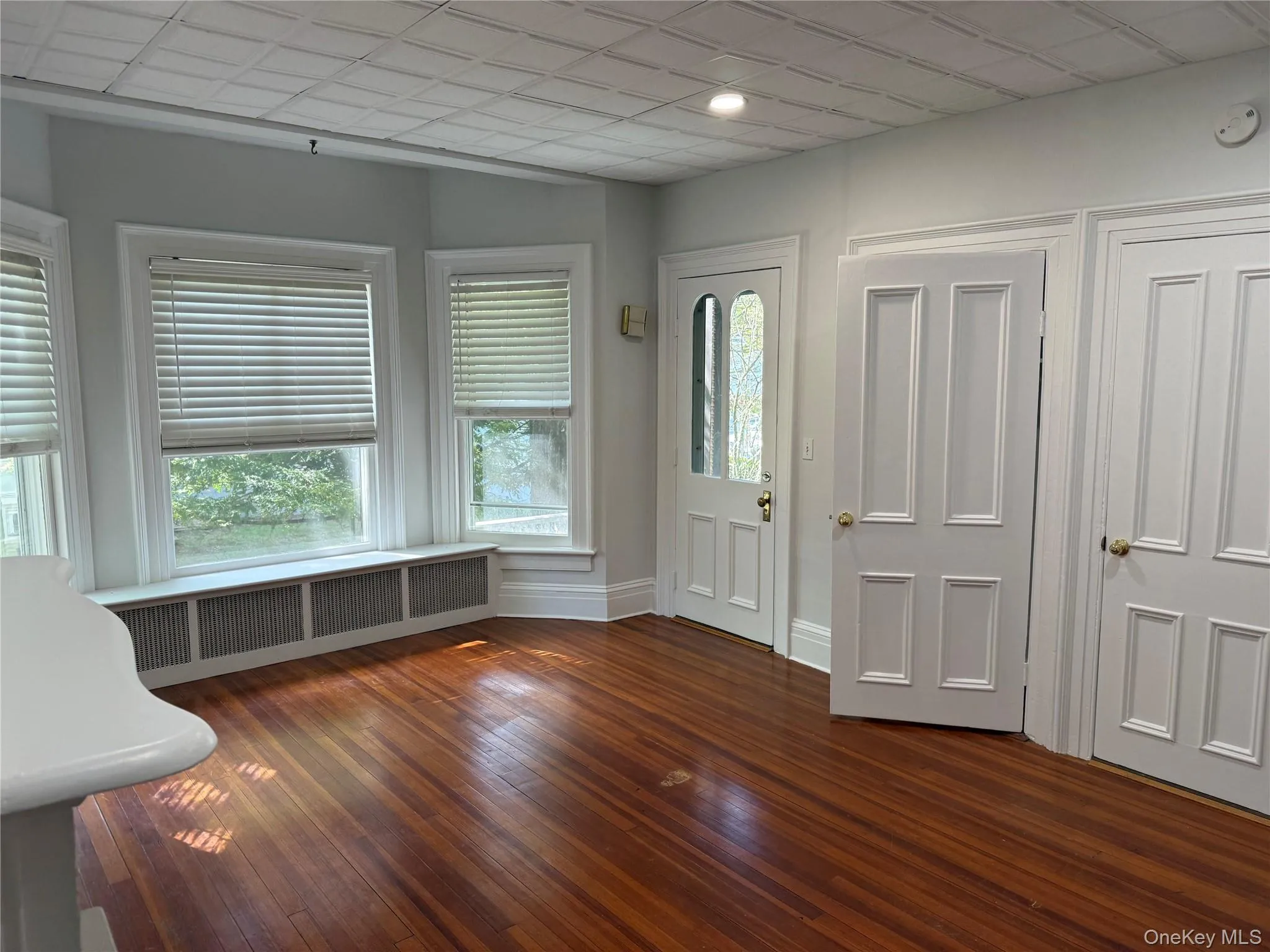 805 Main Street, Brookhaven, NY, 2 Bedrooms Bedrooms, 6 Rooms Rooms,1 BathroomBathrooms,Residential Lease,For Rent,Main,0,000124 805 Main Street, Brookhaven, NY, 2 Bedrooms Bedrooms, 6 Rooms Rooms,1 BathroomBathrooms,Residential Lease,For Rent,Main,0,000124