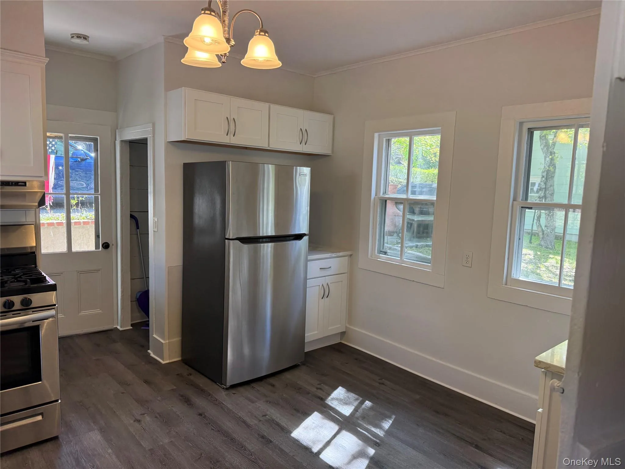 805 Main Street, Brookhaven, NY, 2 Bedrooms Bedrooms, 6 Rooms Rooms,1 BathroomBathrooms,Residential Lease,For Rent,Main,0,000124 805 Main Street, Brookhaven, NY, 2 Bedrooms Bedrooms, 6 Rooms Rooms,1 BathroomBathrooms,Residential Lease,For Rent,Main,0,000124