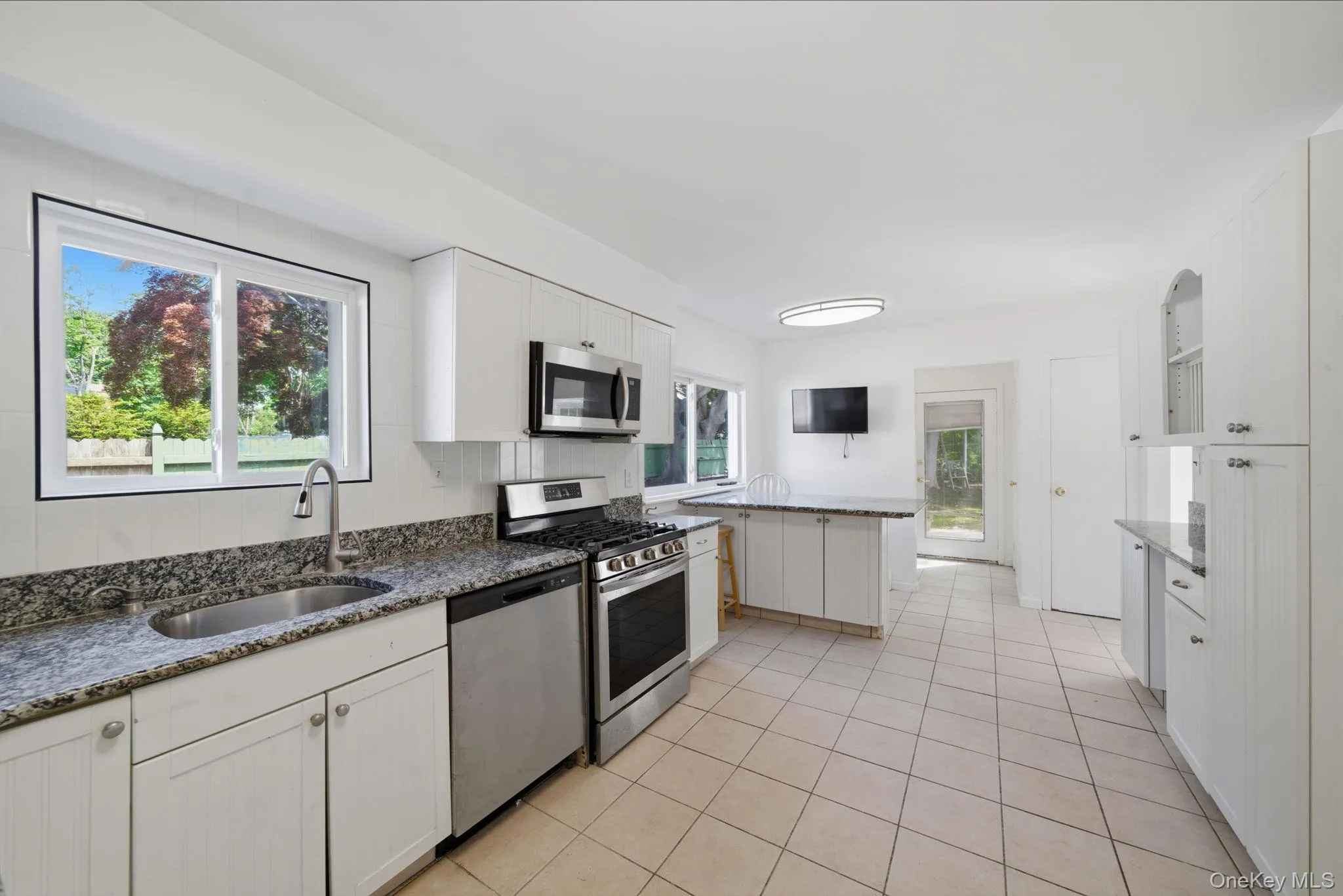 883 Hawkins Avenue, Brookhaven, NY, 5 Bedrooms Bedrooms, 9 Rooms Rooms,3 BathroomsBathrooms,Residential,For Rent,Hawkins,0,000128 883 Hawkins Avenue, Brookhaven, NY, 5 Bedrooms Bedrooms, 9 Rooms Rooms,3 BathroomsBathrooms,Residential,For Rent,Hawkins,0,000128