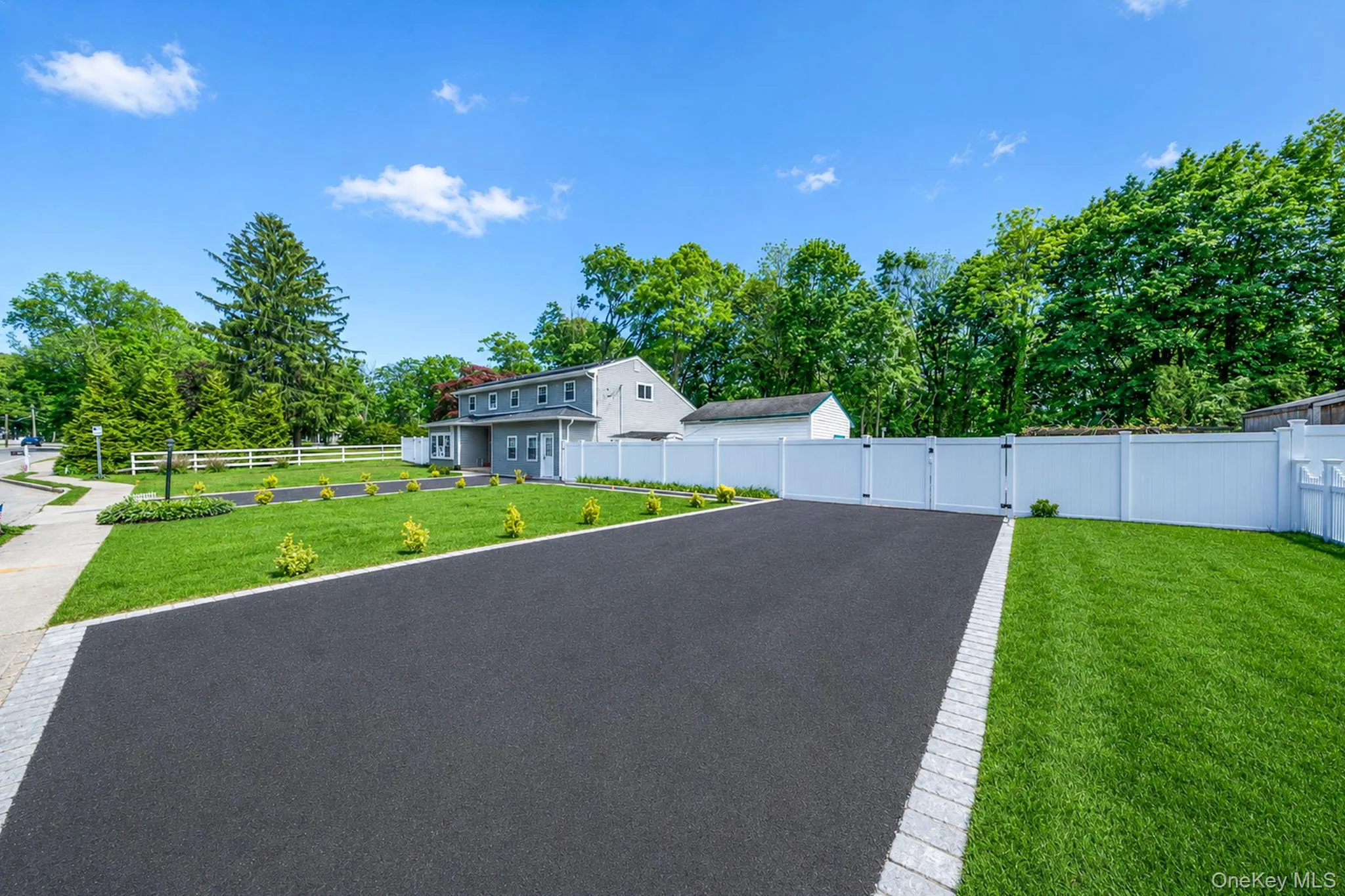 883 Hawkins Avenue, Brookhaven, NY, 5 Bedrooms Bedrooms, 9 Rooms Rooms,3 BathroomsBathrooms,Residential,For Rent,Hawkins,0,000128 883 Hawkins Avenue, Brookhaven, NY, 5 Bedrooms Bedrooms, 9 Rooms Rooms,3 BathroomsBathrooms,Residential,For Rent,Hawkins,0,000128