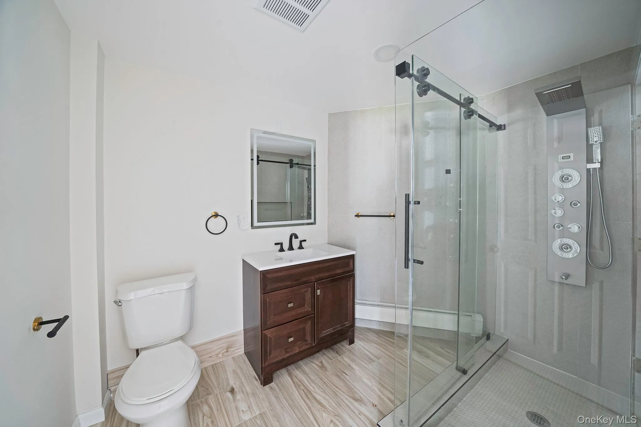 883 Hawkins Avenue, Brookhaven, NY, 5 Bedrooms Bedrooms, 9 Rooms Rooms,3 BathroomsBathrooms,Residential,For Rent,Hawkins,0,000128 883 Hawkins Avenue, Brookhaven, NY, 5 Bedrooms Bedrooms, 9 Rooms Rooms,3 BathroomsBathrooms,Residential,For Rent,Hawkins,0,000128