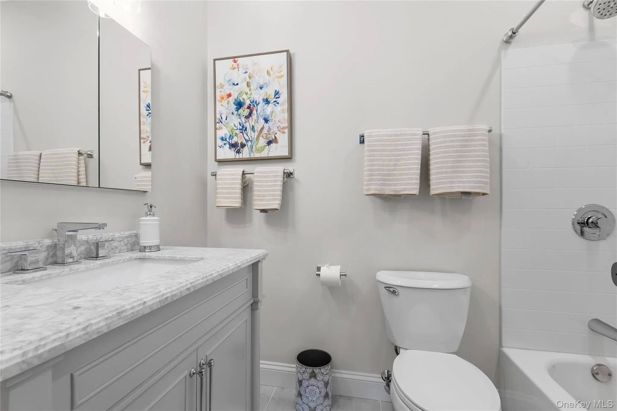 Full Bathroom in Second Bedroom Full Bathroom in Second Bedroom