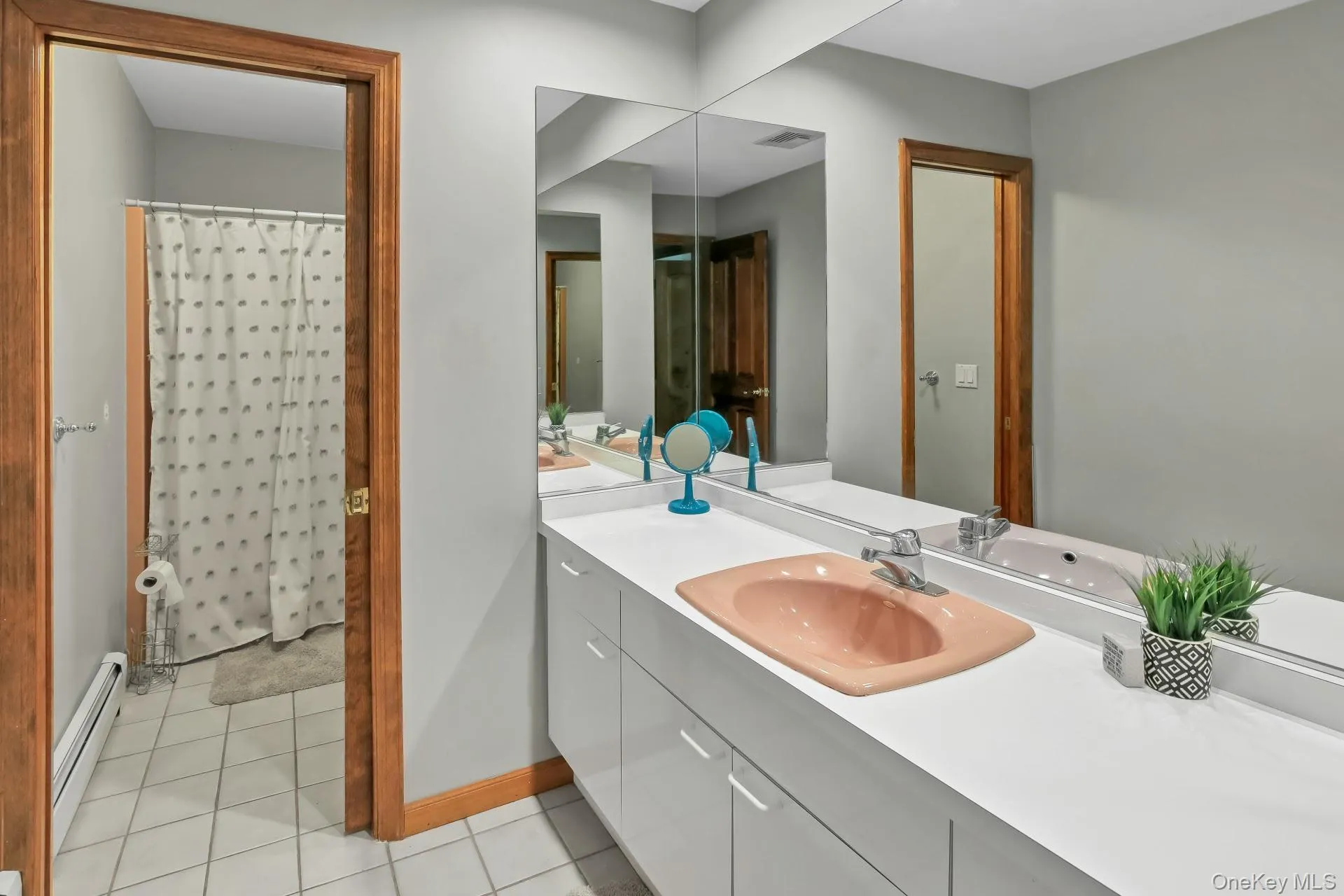 220 Oxford Road, Blooming Grove, NY, 3 Bedrooms Bedrooms, 8 Rooms Rooms,3 BathroomsBathrooms,Residential,For Rent,Oxford,0,000137 220 Oxford Road, Blooming Grove, NY, 3 Bedrooms Bedrooms, 8 Rooms Rooms,3 BathroomsBathrooms,Residential,For Rent,Oxford,0,000137