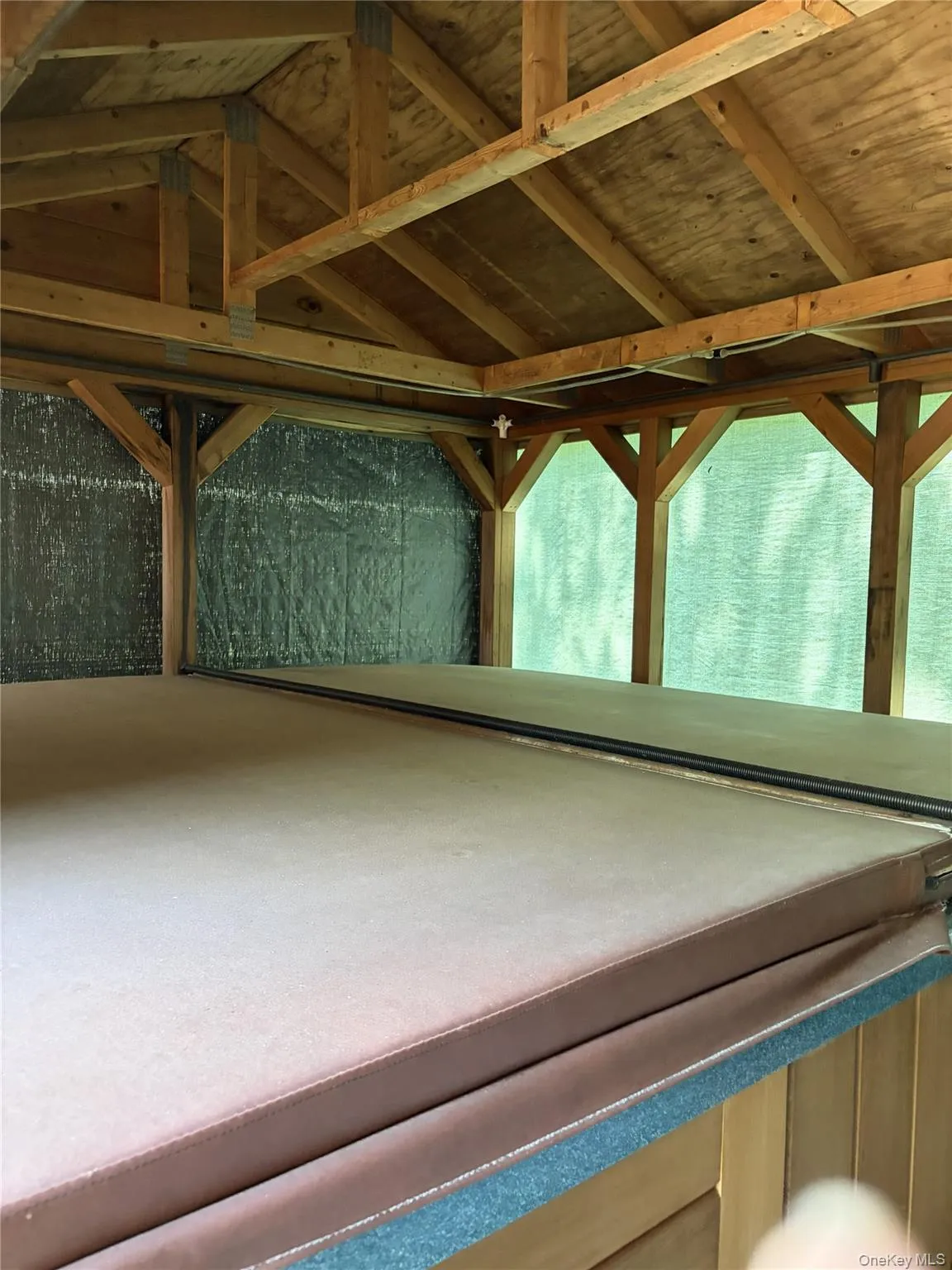 Hot tub Hot tub