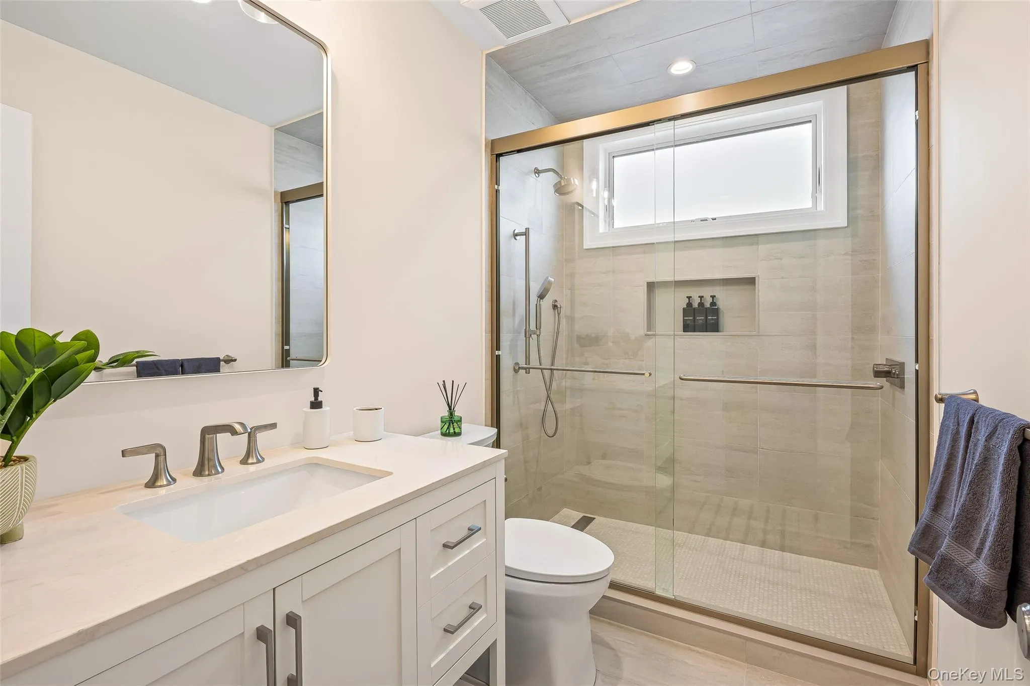 1 Tennessee Avenue, Long Beach, NY, 1 Bedroom Bedrooms, 3 Rooms Rooms,1 BathroomBathrooms,Residential Lease,For Rent,Tennessee,0,000144 1 Tennessee Avenue, Long Beach, NY, 1 Bedroom Bedrooms, 3 Rooms Rooms,1 BathroomBathrooms,Residential Lease,For Rent,Tennessee,0,000144