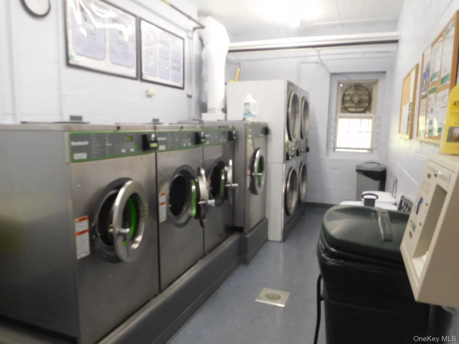 Laundry conveniently located on Lobby Level Laundry conveniently located on Lobby Level