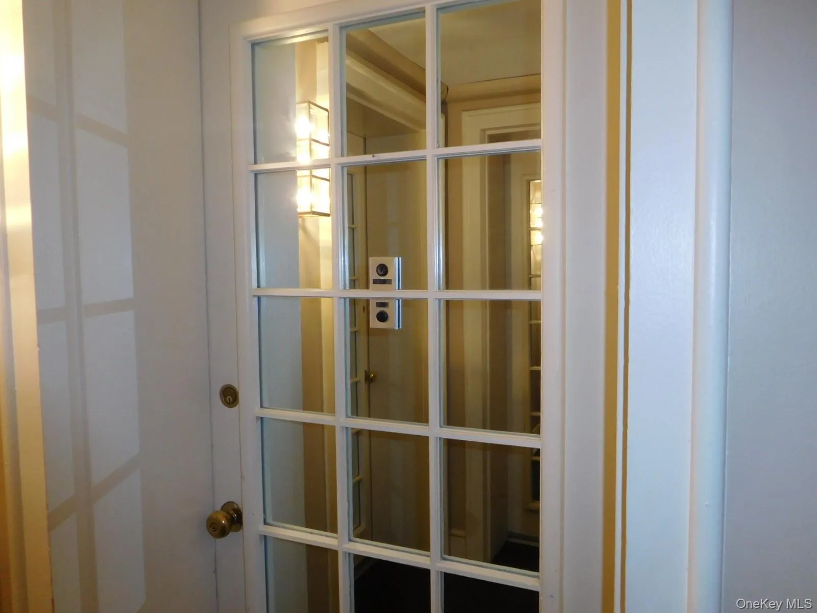 Welcome to 3 Consulate Drive - # 3-L Welcome to 3 Consulate Drive - # 3-L