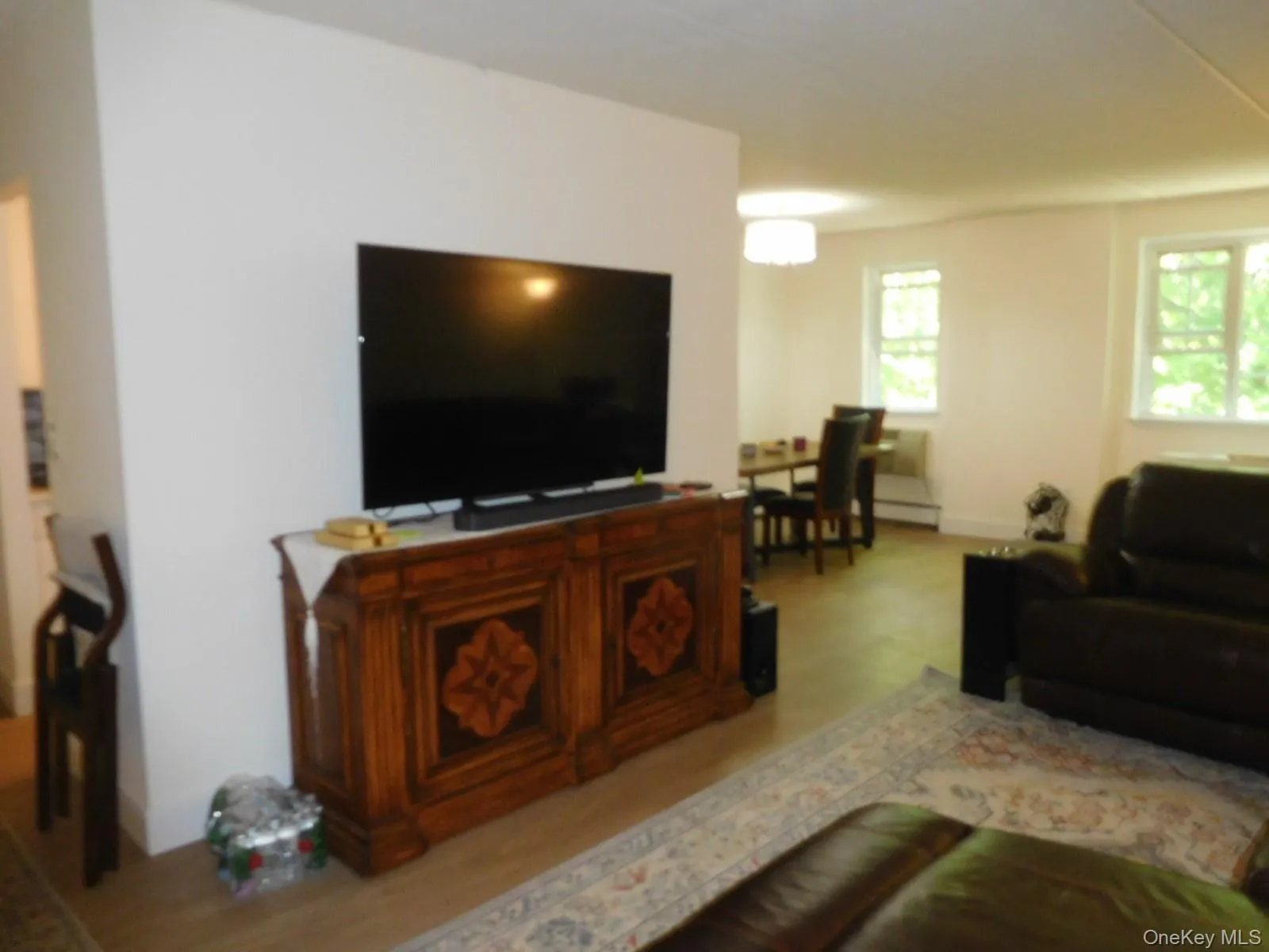 Huge Living room Huge Living room