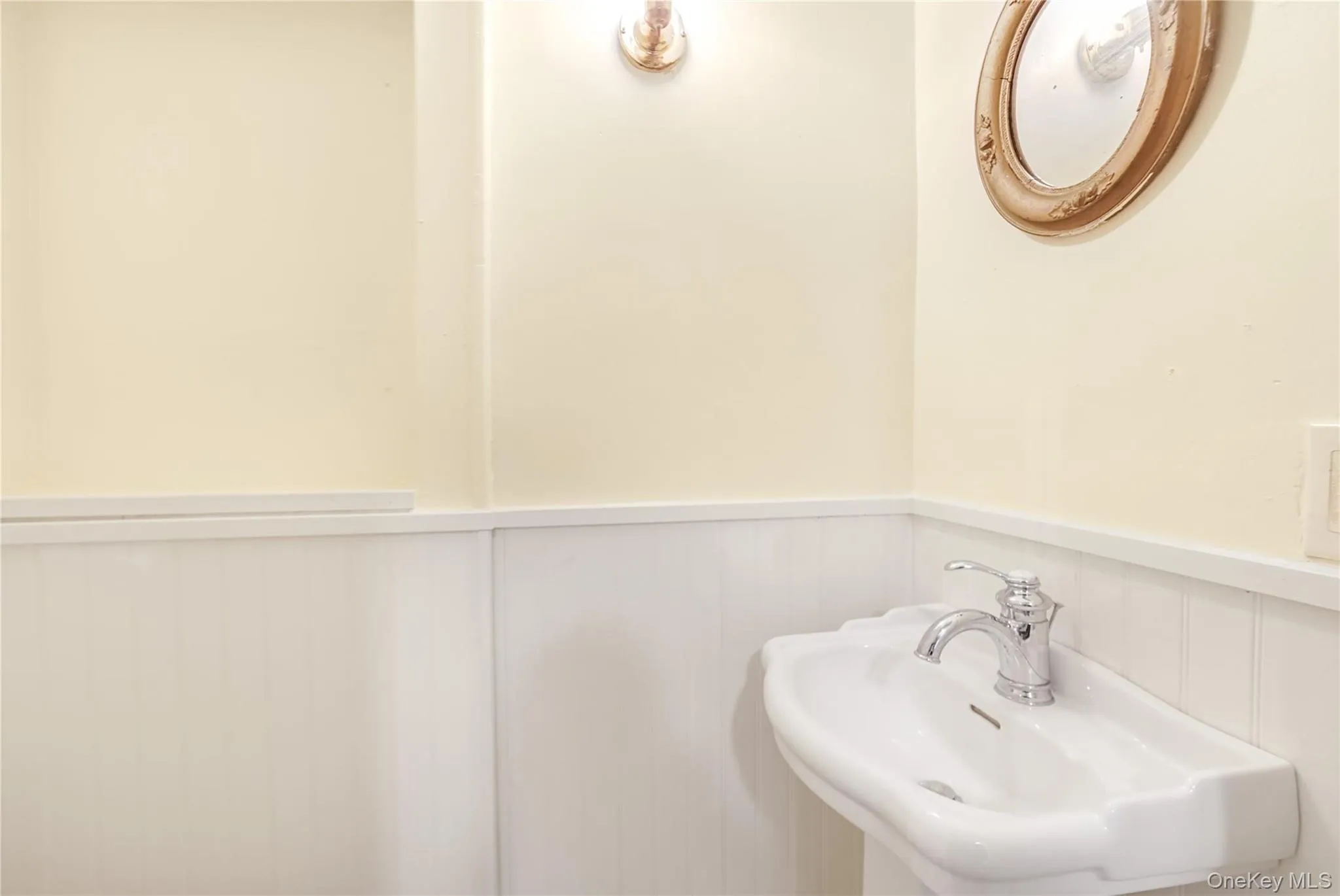 25 Whittier Road, Orangetown, NY, 5 Bedrooms Bedrooms, 12 Rooms Rooms,3 BathroomsBathrooms,Residential Lease,For Rent,Whittier,0,000146 25 Whittier Road, Orangetown, NY, 5 Bedrooms Bedrooms, 12 Rooms Rooms,3 BathroomsBathrooms,Residential Lease,For Rent,Whittier,0,000146