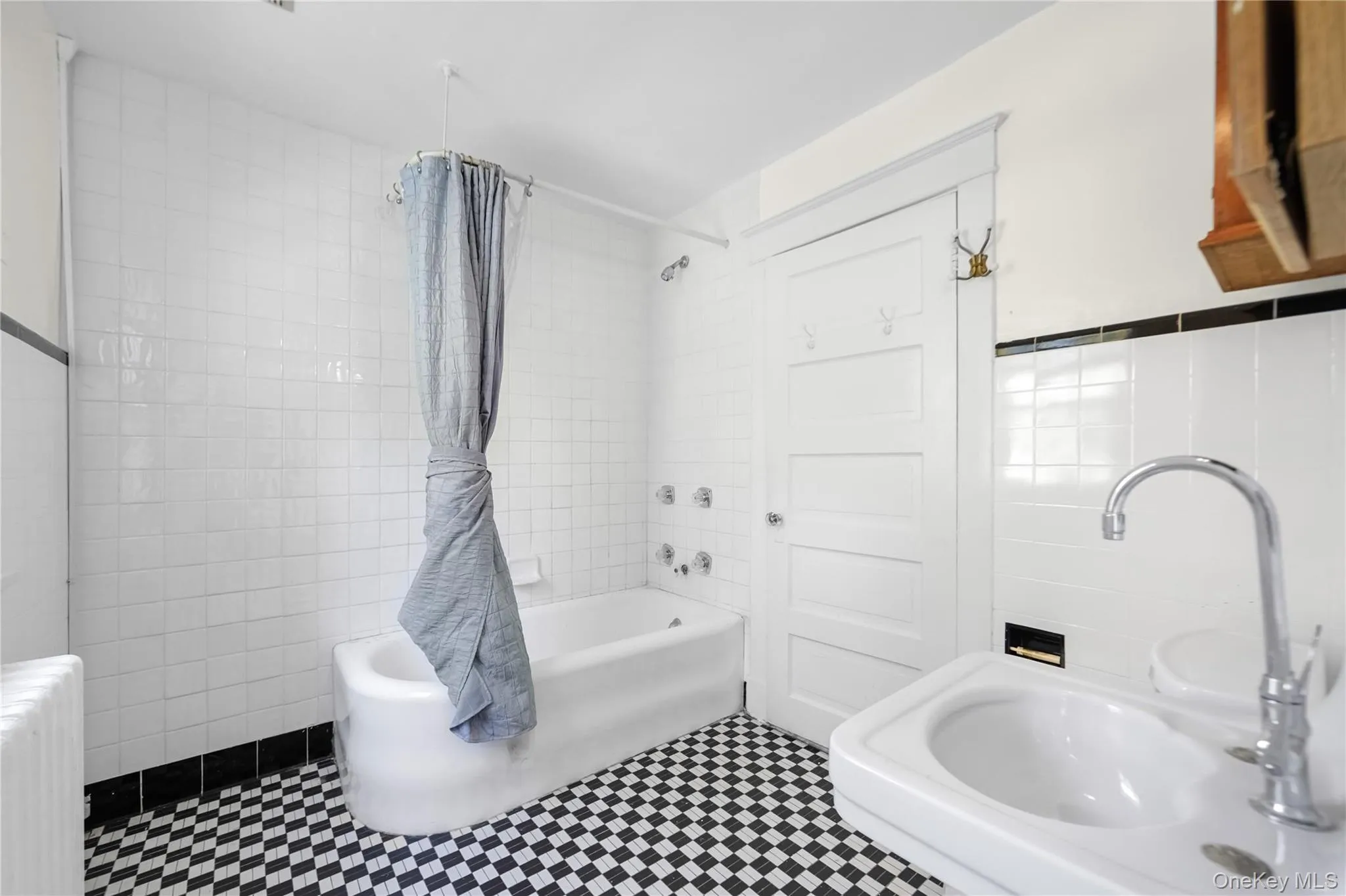 25 Whittier Road, Orangetown, NY, 5 Bedrooms Bedrooms, 12 Rooms Rooms,3 BathroomsBathrooms,Residential Lease,For Rent,Whittier,0,000146 25 Whittier Road, Orangetown, NY, 5 Bedrooms Bedrooms, 12 Rooms Rooms,3 BathroomsBathrooms,Residential Lease,For Rent,Whittier,0,000146