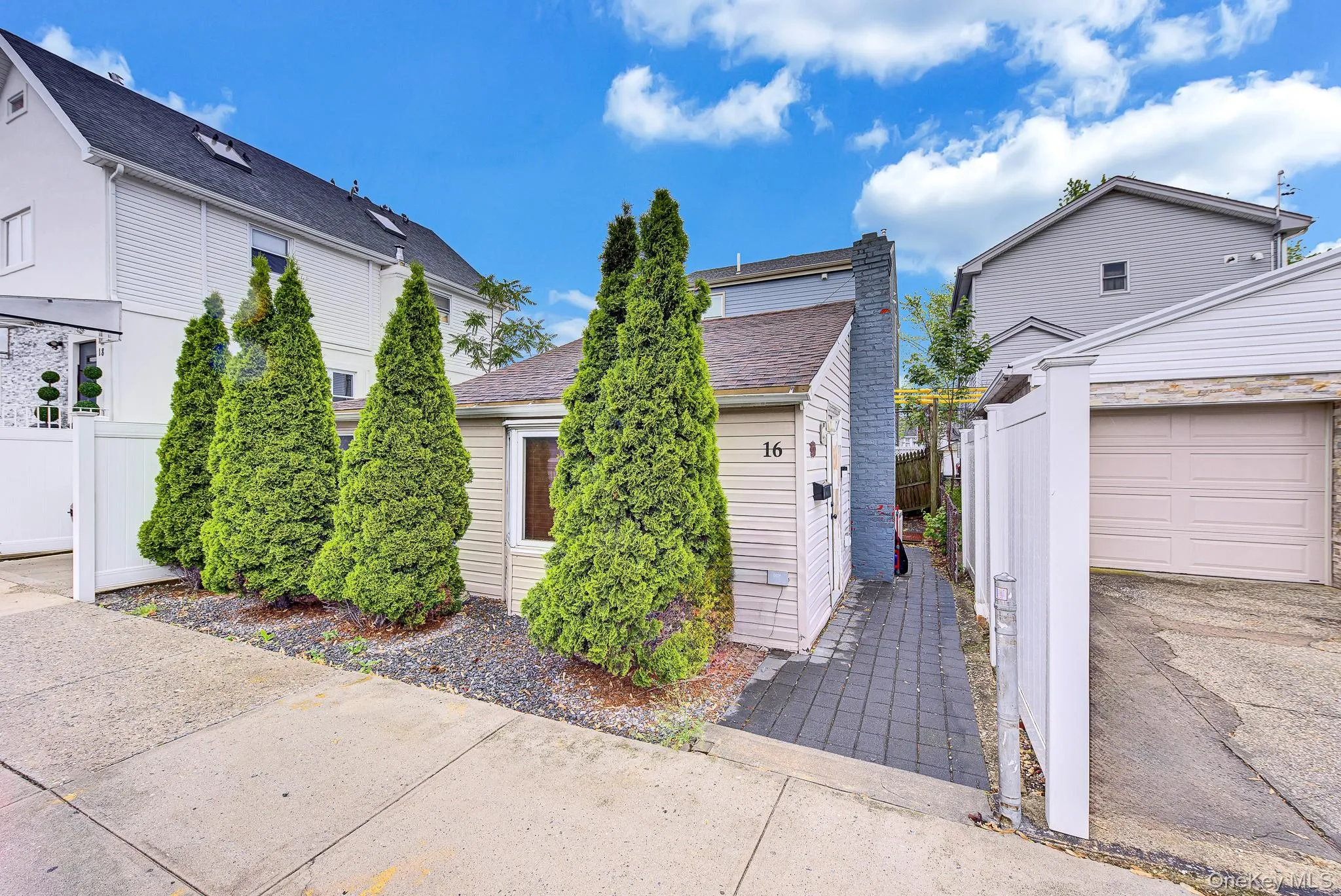 16 Cyrus Avenue, New York, NY, 3 Bedrooms Bedrooms, 5 Rooms Rooms,1 BathroomBathrooms,Residential Sale,For Rent,Cyrus,0,000151 16 Cyrus Avenue, New York, NY, 3 Bedrooms Bedrooms, 5 Rooms Rooms,1 BathroomBathrooms,Residential Sale,For Rent,Cyrus,0,000151