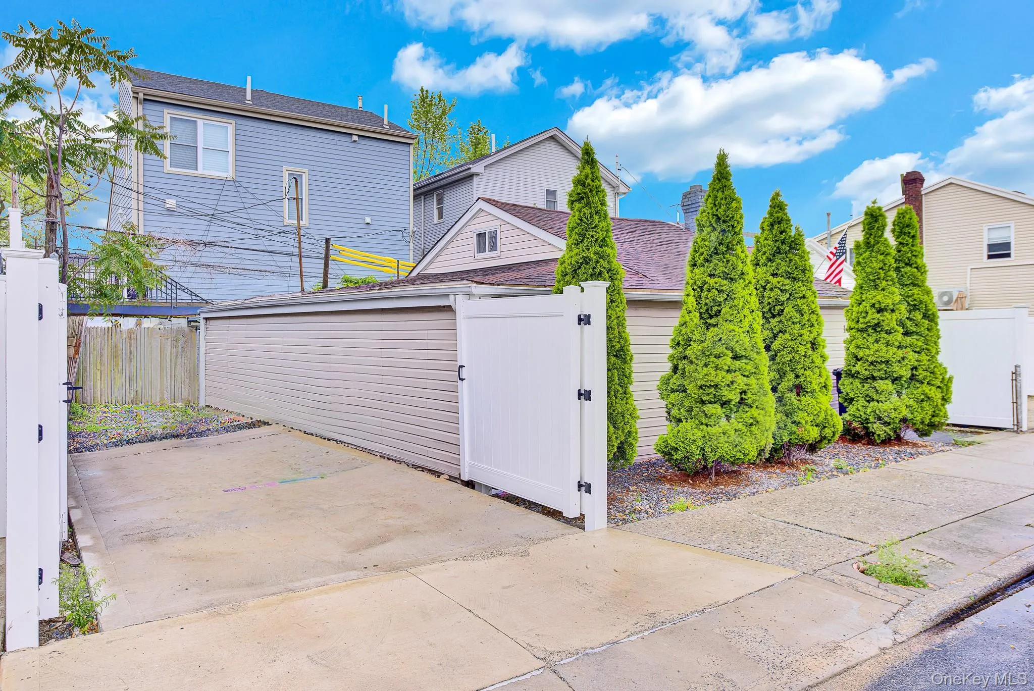 16 Cyrus Avenue, New York, NY, 3 Bedrooms Bedrooms, 5 Rooms Rooms,1 BathroomBathrooms,Residential Sale,For Rent,Cyrus,0,000151 16 Cyrus Avenue, New York, NY, 3 Bedrooms Bedrooms, 5 Rooms Rooms,1 BathroomBathrooms,Residential Sale,For Rent,Cyrus,0,000151
