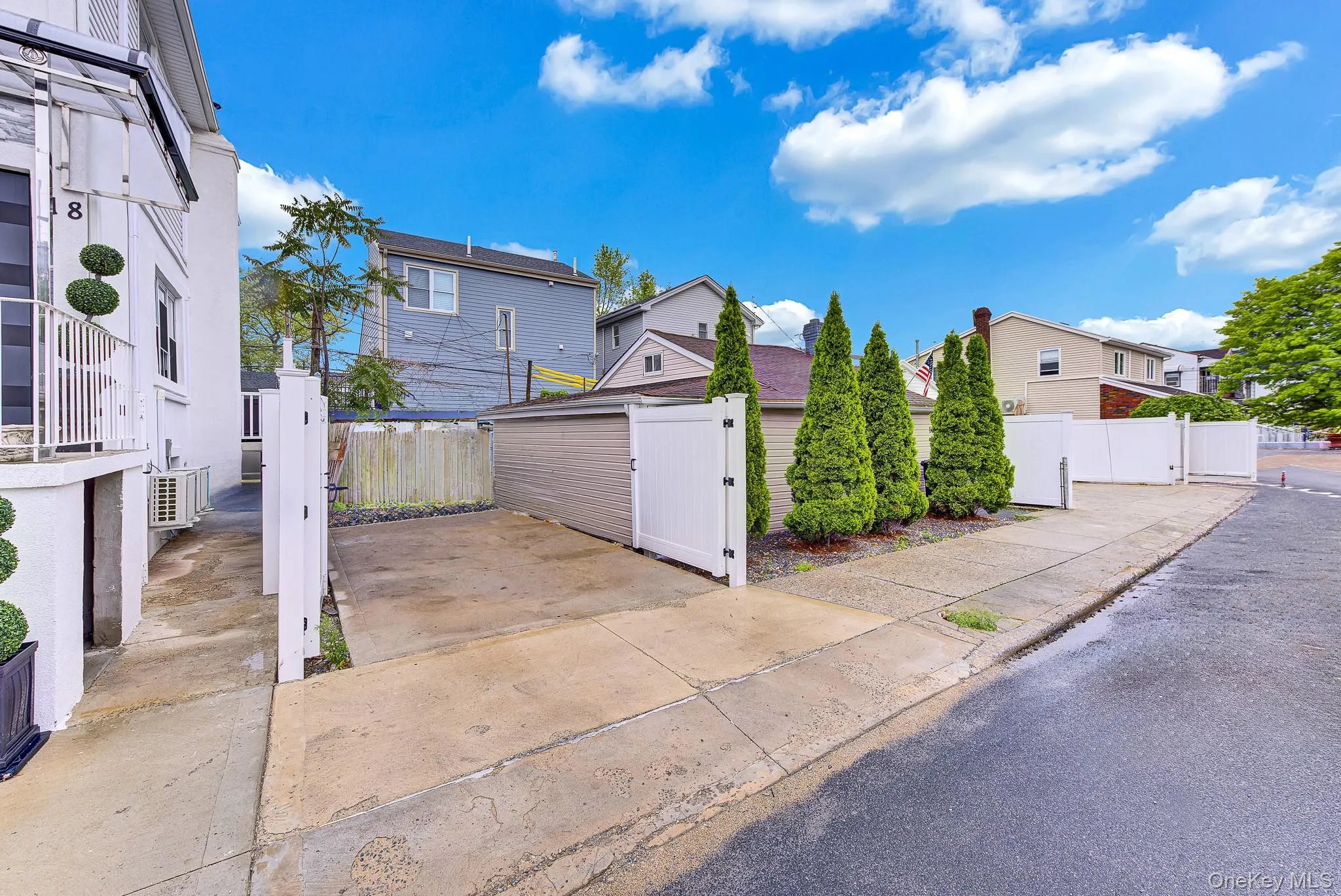 16 Cyrus Avenue, New York, NY, 3 Bedrooms Bedrooms, 5 Rooms Rooms,1 BathroomBathrooms,Residential Sale,For Rent,Cyrus,0,000151 16 Cyrus Avenue, New York, NY, 3 Bedrooms Bedrooms, 5 Rooms Rooms,1 BathroomBathrooms,Residential Sale,For Rent,Cyrus,0,000151