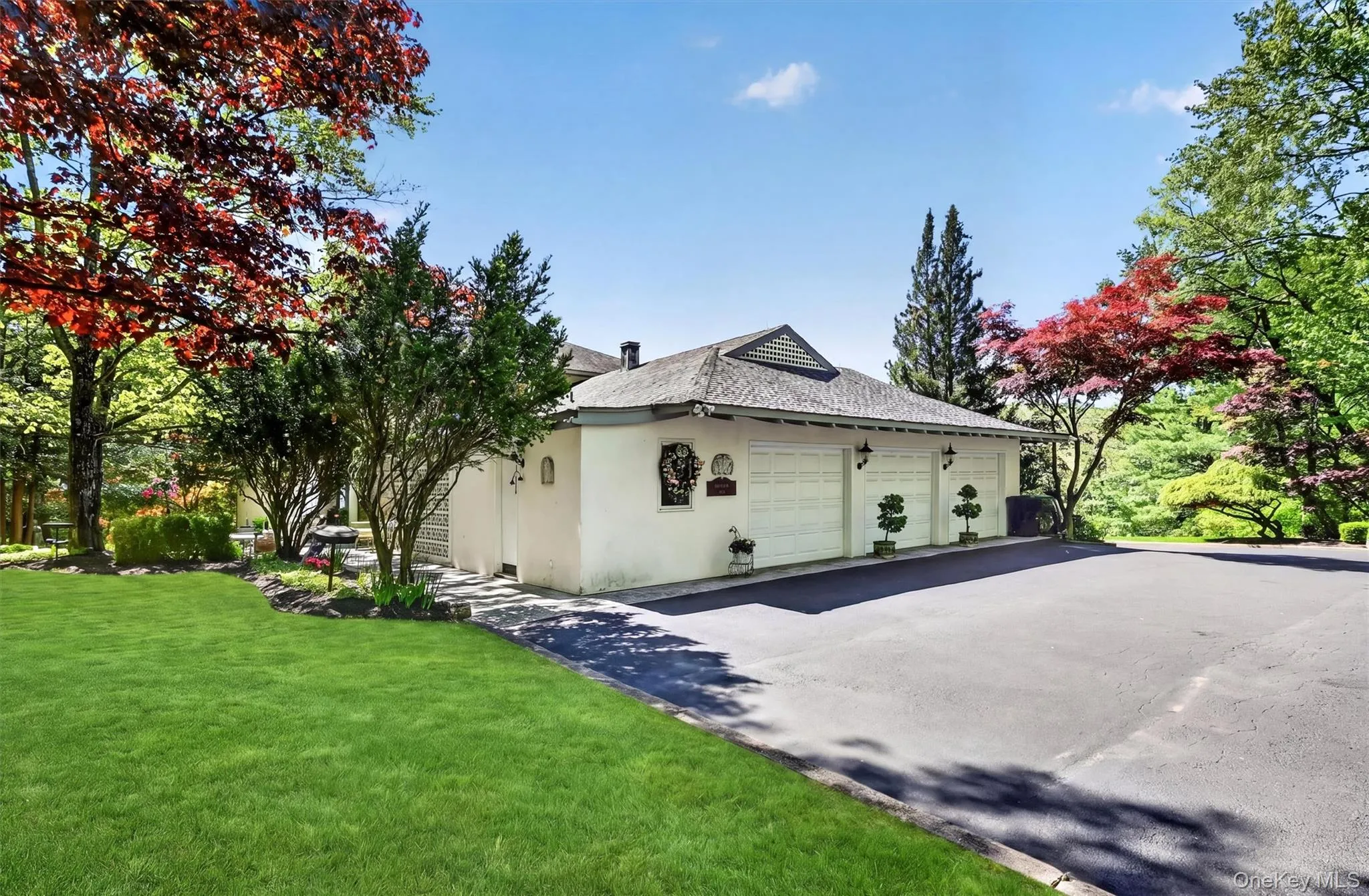 20 Moriah Lane, Ramapo, NY, 6 Bedrooms Bedrooms, 18 Rooms Rooms,5 BathroomsBathrooms,Residential,For Rent,Moriah,0,000156 20 Moriah Lane, Ramapo, NY, 6 Bedrooms Bedrooms, 18 Rooms Rooms,5 BathroomsBathrooms,Residential,For Rent,Moriah,0,000156