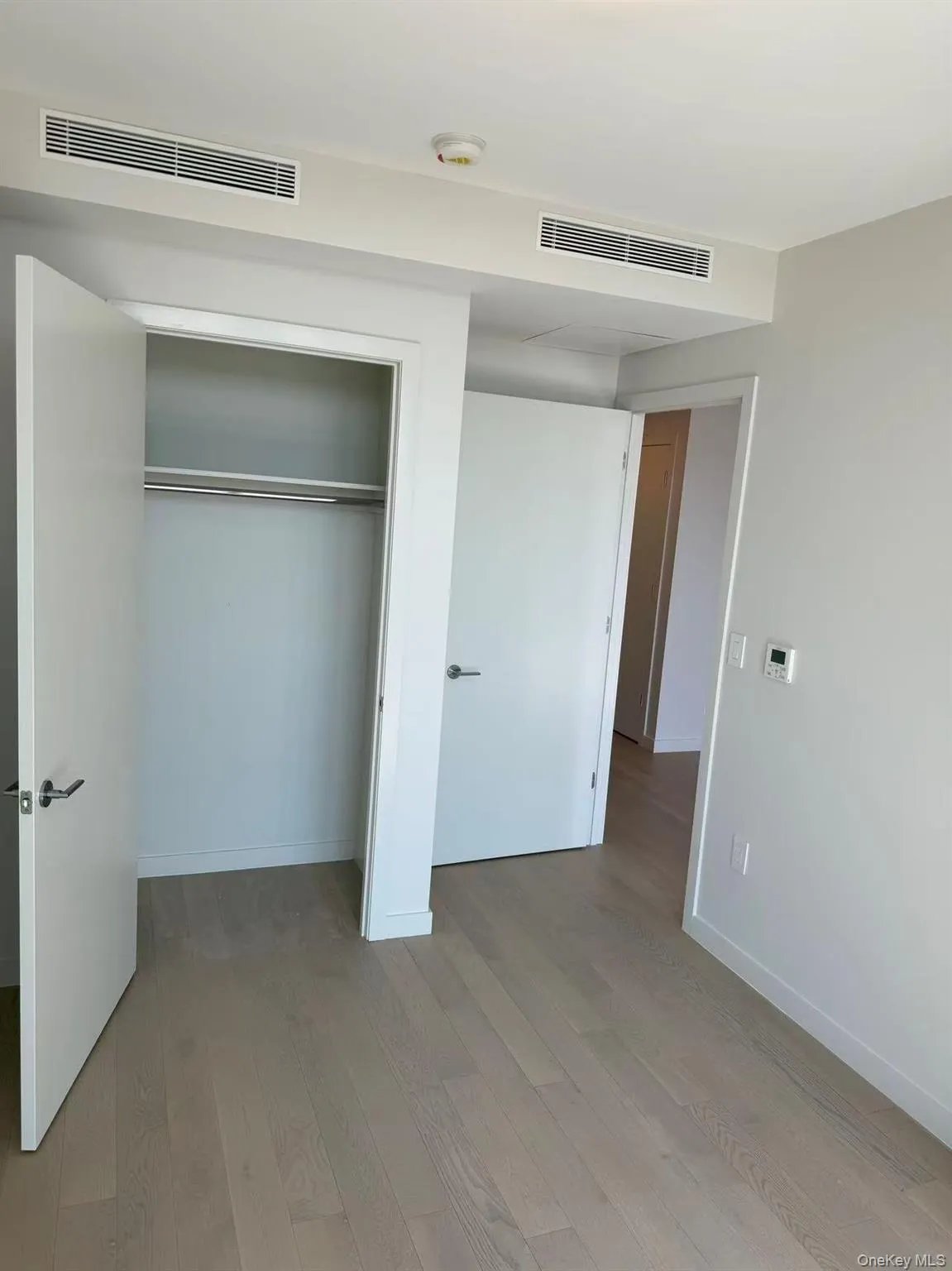 131-02A 40th Road, New York, NY, 2 Bedrooms Bedrooms, 4 Rooms Rooms,1 BathroomBathrooms,Residential Sale,For Rent,40th,0,000161 131-02A 40th Road, New York, NY, 2 Bedrooms Bedrooms, 4 Rooms Rooms,1 BathroomBathrooms,Residential Sale,For Rent,40th,0,000161