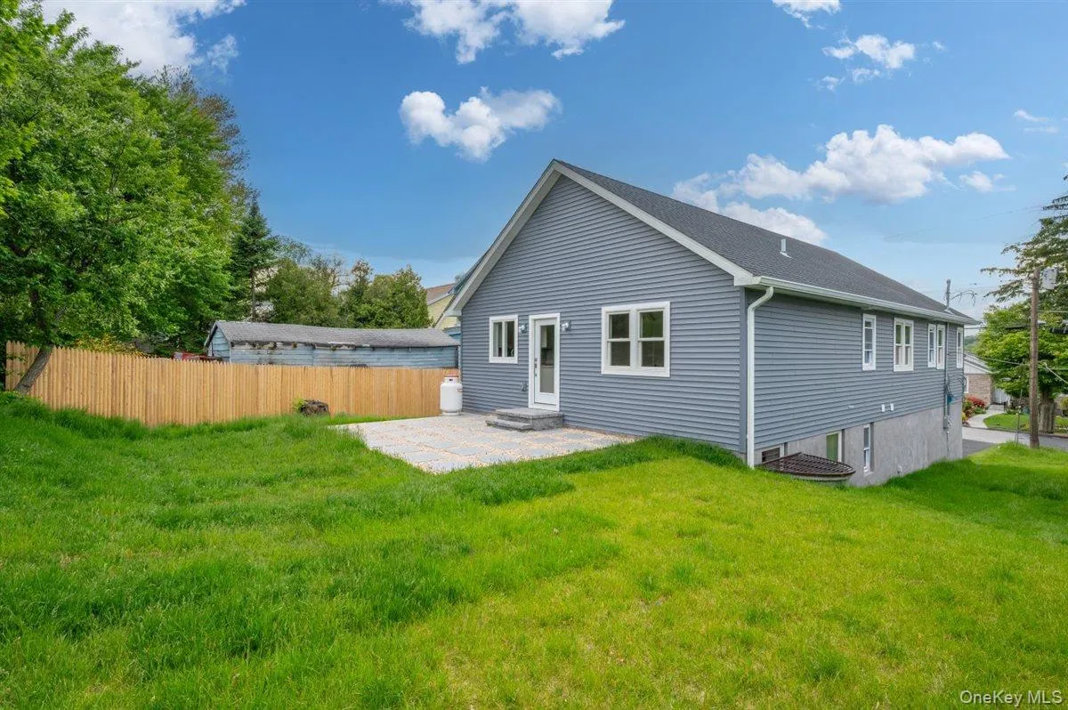 215 Prospect Avenue, Greenburgh, NY, 5 Bedrooms Bedrooms, 11 Rooms Rooms,3 BathroomsBathrooms,Residential,For Rent,Prospect,0,000168 215 Prospect Avenue, Greenburgh, NY, 5 Bedrooms Bedrooms, 11 Rooms Rooms,3 BathroomsBathrooms,Residential,For Rent,Prospect,0,000168