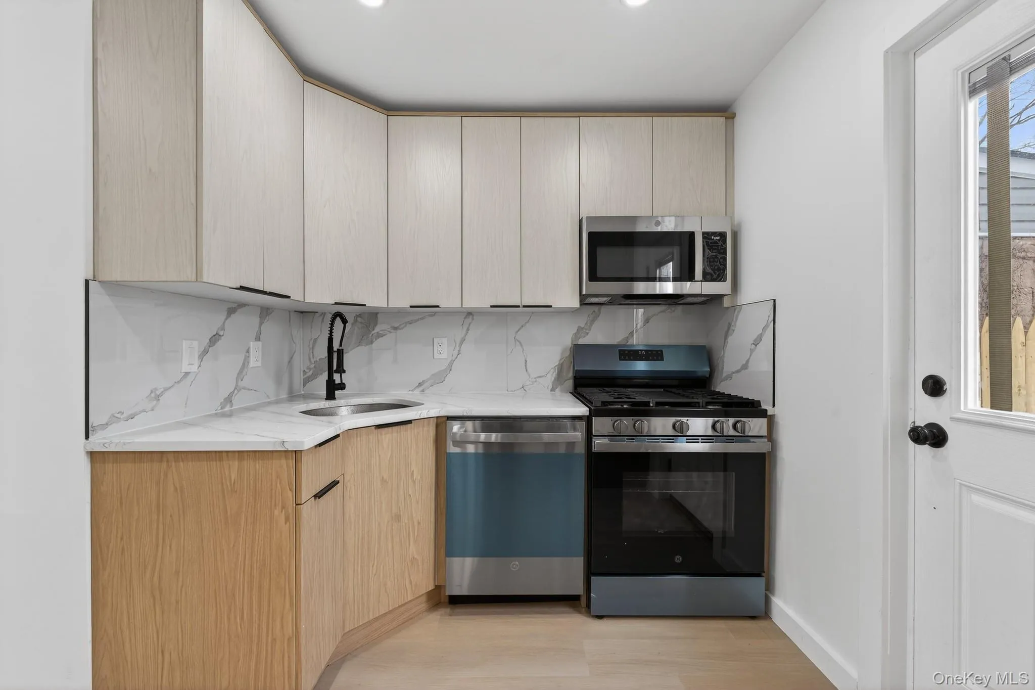 114-25 200th Street, New York, NY, 3 Bedrooms Bedrooms, 12 Rooms Rooms,2 BathroomsBathrooms,Residential Sale,For Rent,200th,0,000171 114-25 200th Street, New York, NY, 3 Bedrooms Bedrooms, 12 Rooms Rooms,2 BathroomsBathrooms,Residential Sale,For Rent,200th,0,000171