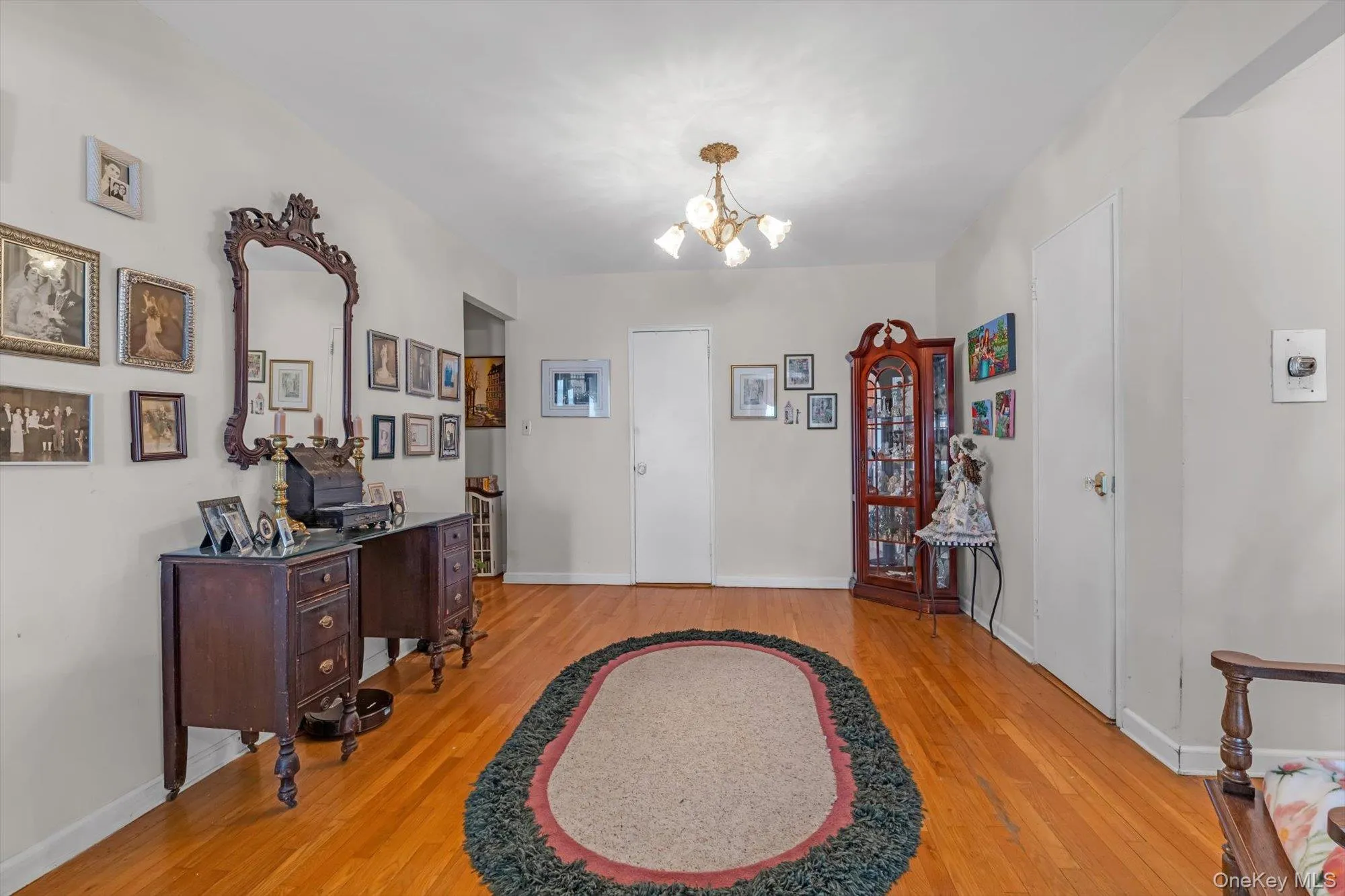 83-35 139 Street, New York, NY, 2 Bedrooms Bedrooms, 5 Rooms Rooms,1 BathroomBathrooms,Residential,For Rent,139,0,000177 83-35 139 Street, New York, NY, 2 Bedrooms Bedrooms, 5 Rooms Rooms,1 BathroomBathrooms,Residential,For Rent,139,0,000177