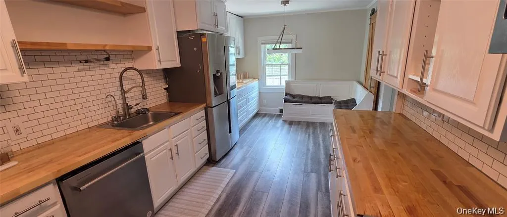 338 & 340 Main Street, Brookhaven, NY, 5 Bedrooms Bedrooms, 9 Rooms Rooms,3 BathroomsBathrooms,Residential Sale,For Rent,Main,0,000178 338 & 340 Main Street, Brookhaven, NY, 5 Bedrooms Bedrooms, 9 Rooms Rooms,3 BathroomsBathrooms,Residential Sale,For Rent,Main,0,000178