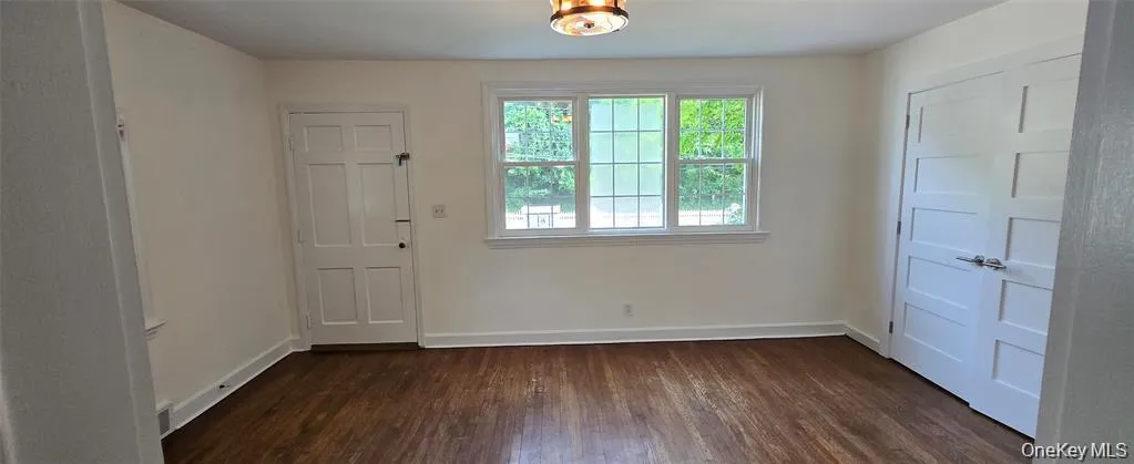 338 & 340 Main Street, Brookhaven, NY, 5 Bedrooms Bedrooms, 9 Rooms Rooms,3 BathroomsBathrooms,Residential Sale,For Rent,Main,0,000178 338 & 340 Main Street, Brookhaven, NY, 5 Bedrooms Bedrooms, 9 Rooms Rooms,3 BathroomsBathrooms,Residential Sale,For Rent,Main,0,000178