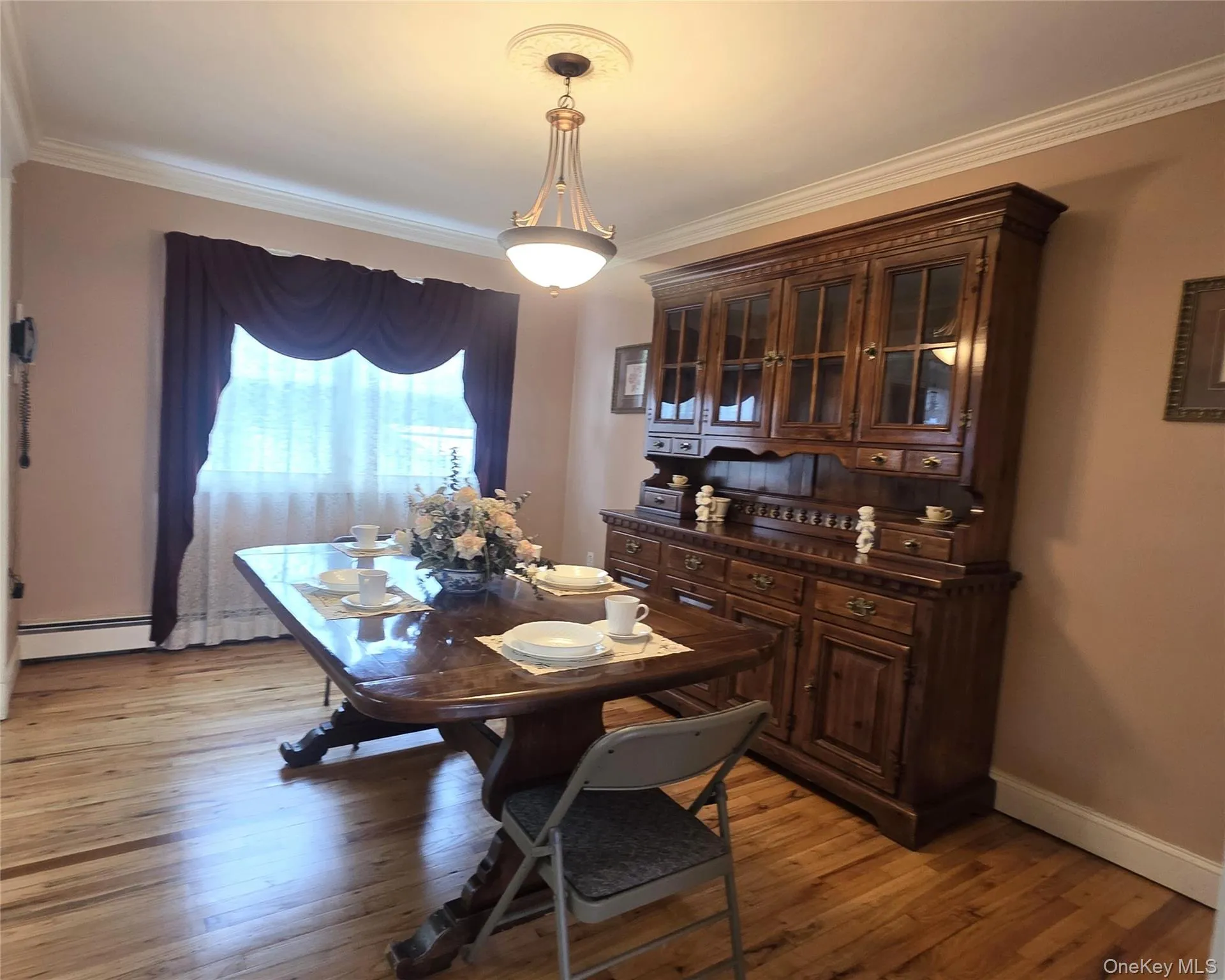 Formal Dining Area Formal Dining Area