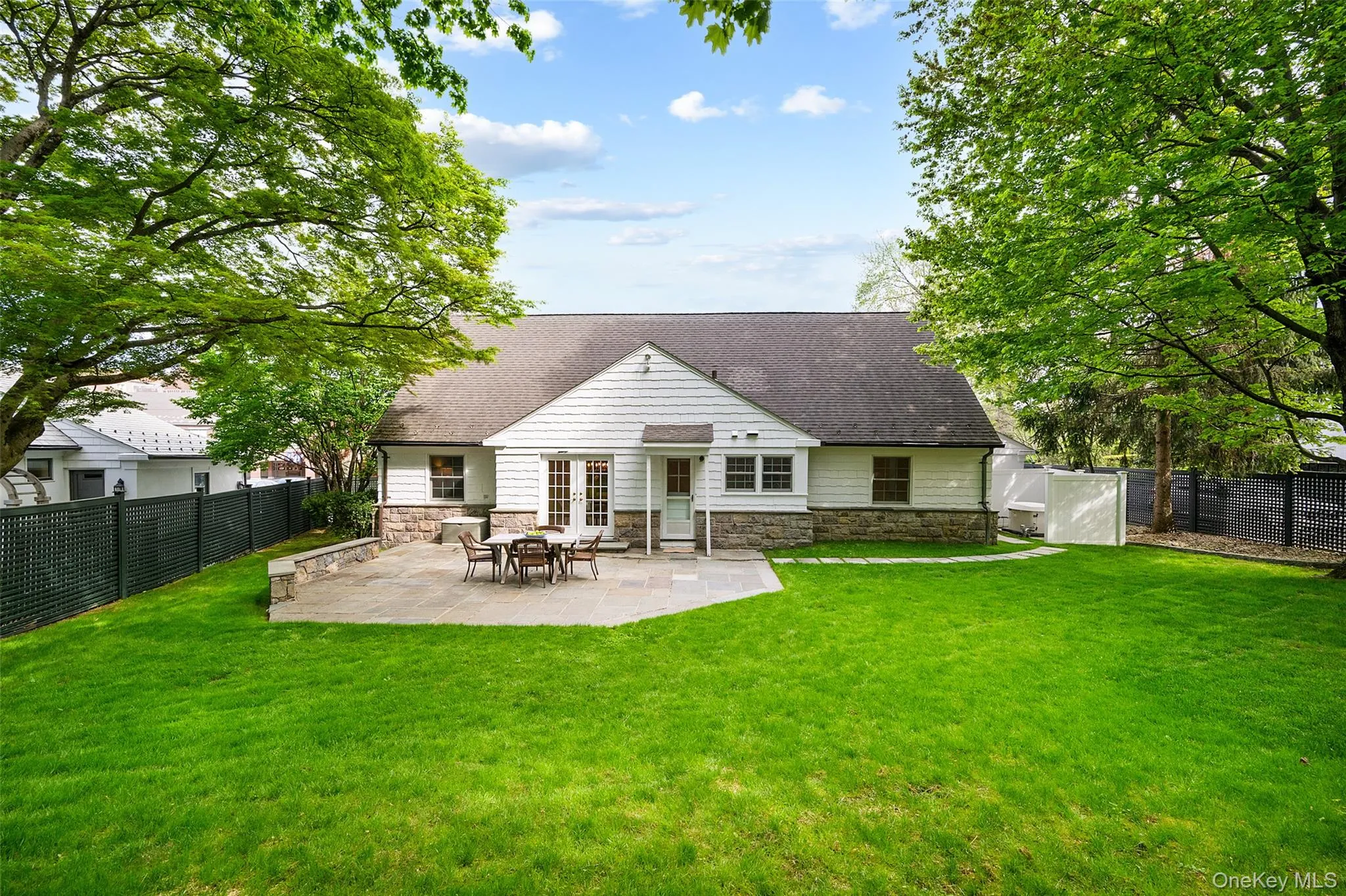 52 Midland Avenue, Eastchester, NY, 4 Bedrooms Bedrooms, 9 Rooms Rooms,3 BathroomsBathrooms,Residential,For Rent,Midland,0,000181 52 Midland Avenue, Eastchester, NY, 4 Bedrooms Bedrooms, 9 Rooms Rooms,3 BathroomsBathrooms,Residential,For Rent,Midland,0,000181