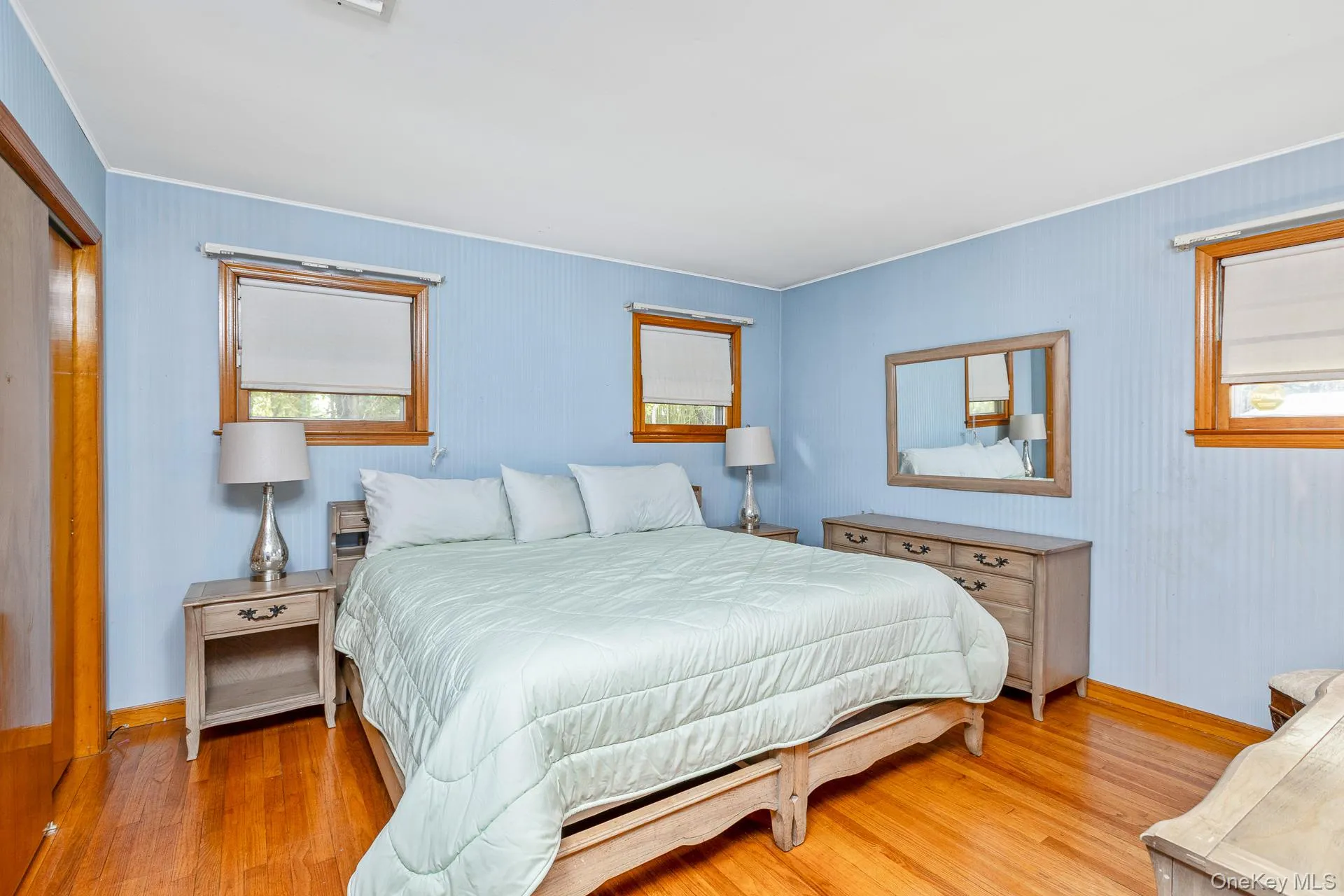 1431 Motor Parkway, Islip, NY, 3 Bedrooms Bedrooms, 9 Rooms Rooms,2 BathroomsBathrooms,Residential,For Rent,Motor,0,000184 1431 Motor Parkway, Islip, NY, 3 Bedrooms Bedrooms, 9 Rooms Rooms,2 BathroomsBathrooms,Residential,For Rent,Motor,0,000184
