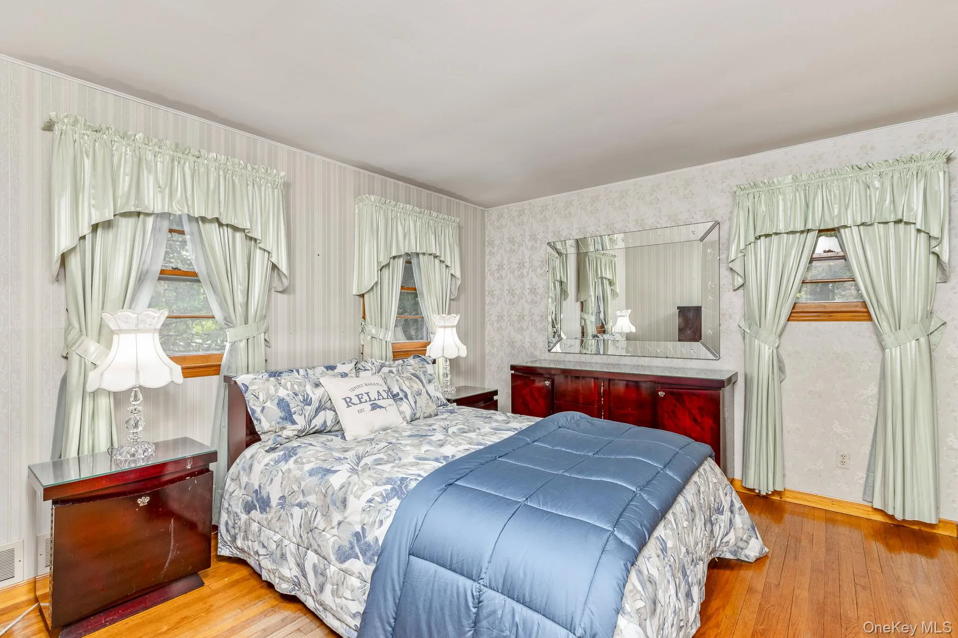 Master Bedroom Master Bedroom