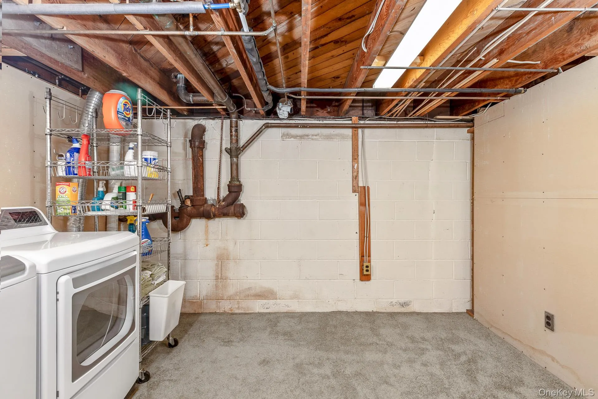 1431 Motor Parkway, Islip, NY, 3 Bedrooms Bedrooms, 9 Rooms Rooms,2 BathroomsBathrooms,Residential,For Rent,Motor,0,000184 1431 Motor Parkway, Islip, NY, 3 Bedrooms Bedrooms, 9 Rooms Rooms,2 BathroomsBathrooms,Residential,For Rent,Motor,0,000184