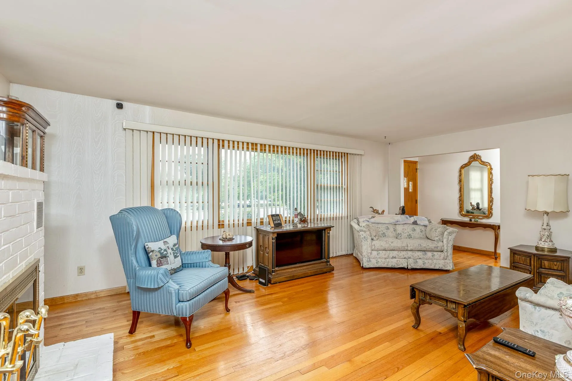 1431 Motor Parkway, Islip, NY, 3 Bedrooms Bedrooms, 9 Rooms Rooms,2 BathroomsBathrooms,Residential,For Rent,Motor,0,000184 1431 Motor Parkway, Islip, NY, 3 Bedrooms Bedrooms, 9 Rooms Rooms,2 BathroomsBathrooms,Residential,For Rent,Motor,0,000184