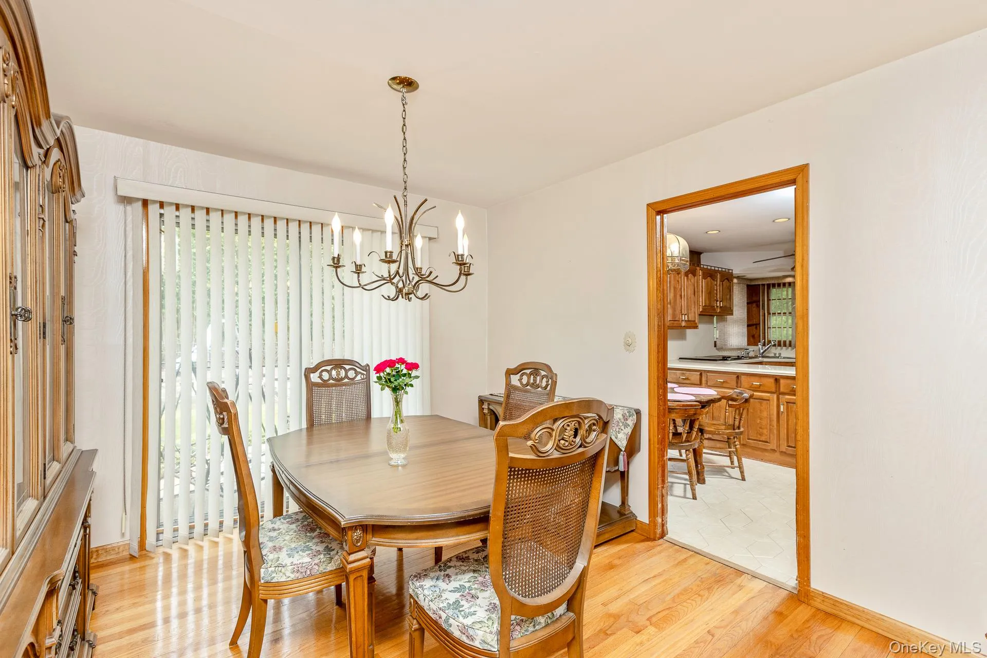 1431 Motor Parkway, Islip, NY, 3 Bedrooms Bedrooms, 9 Rooms Rooms,2 BathroomsBathrooms,Residential,For Rent,Motor,0,000184 1431 Motor Parkway, Islip, NY, 3 Bedrooms Bedrooms, 9 Rooms Rooms,2 BathroomsBathrooms,Residential,For Rent,Motor,0,000184