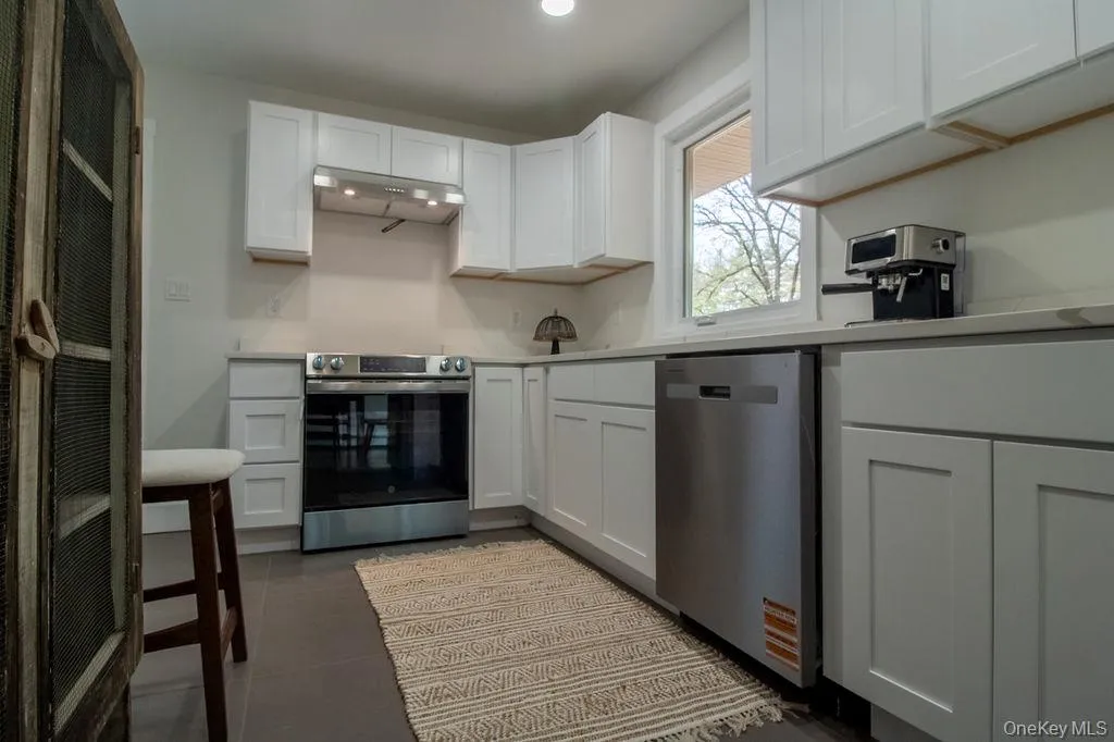 31 Marion Avenue, Wawarsing, NY, 3 Bedrooms Bedrooms, 6 Rooms Rooms,2 BathroomsBathrooms,Residential,For Rent,Marion,0,000186 31 Marion Avenue, Wawarsing, NY, 3 Bedrooms Bedrooms, 6 Rooms Rooms,2 BathroomsBathrooms,Residential,For Rent,Marion,0,000186