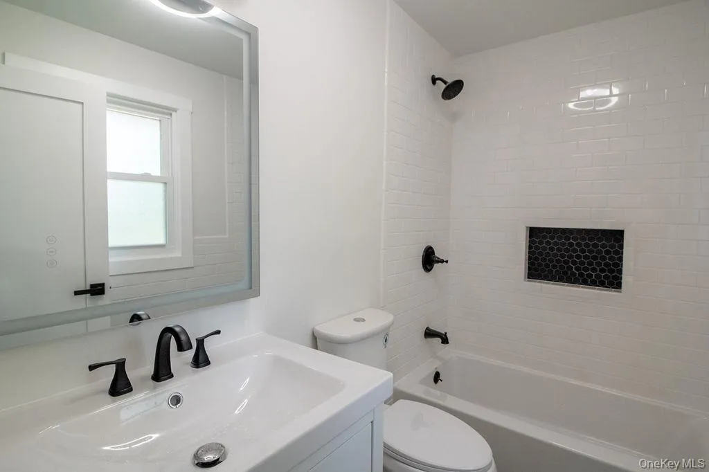 31 Marion Avenue, Wawarsing, NY, 3 Bedrooms Bedrooms, 6 Rooms Rooms,2 BathroomsBathrooms,Residential,For Rent,Marion,0,000186 31 Marion Avenue, Wawarsing, NY, 3 Bedrooms Bedrooms, 6 Rooms Rooms,2 BathroomsBathrooms,Residential,For Rent,Marion,0,000186