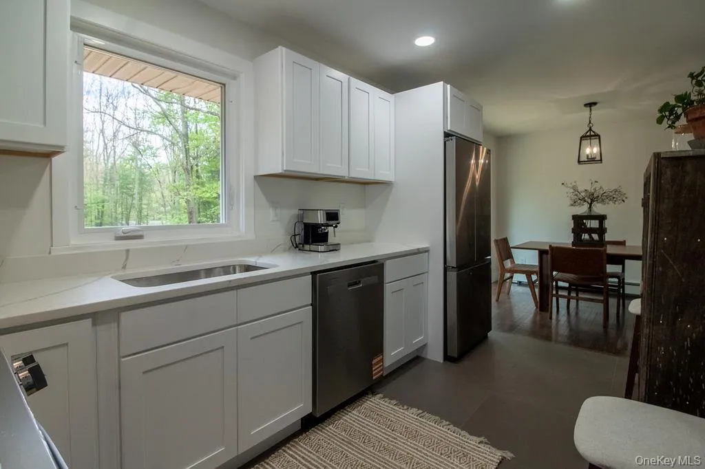 31 Marion Avenue, Wawarsing, NY, 3 Bedrooms Bedrooms, 6 Rooms Rooms,2 BathroomsBathrooms,Residential,For Rent,Marion,0,000186 31 Marion Avenue, Wawarsing, NY, 3 Bedrooms Bedrooms, 6 Rooms Rooms,2 BathroomsBathrooms,Residential,For Rent,Marion,0,000186