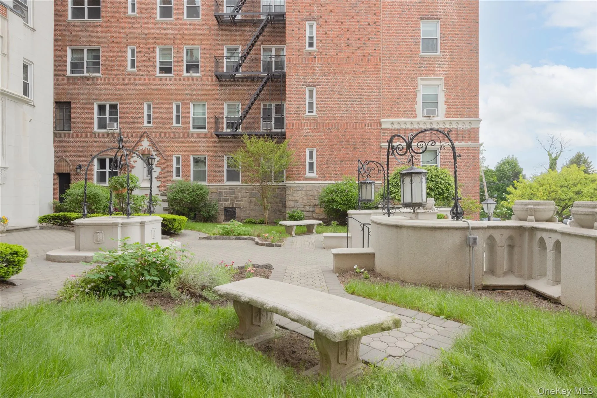 60 Broad Street, Mount Vernon, NY, 1 Bedroom Bedrooms, 3 Rooms Rooms,1 BathroomBathrooms,Residential Sale,For Rent,Broad,0,000187 60 Broad Street, Mount Vernon, NY, 1 Bedroom Bedrooms, 3 Rooms Rooms,1 BathroomBathrooms,Residential Sale,For Rent,Broad,0,000187