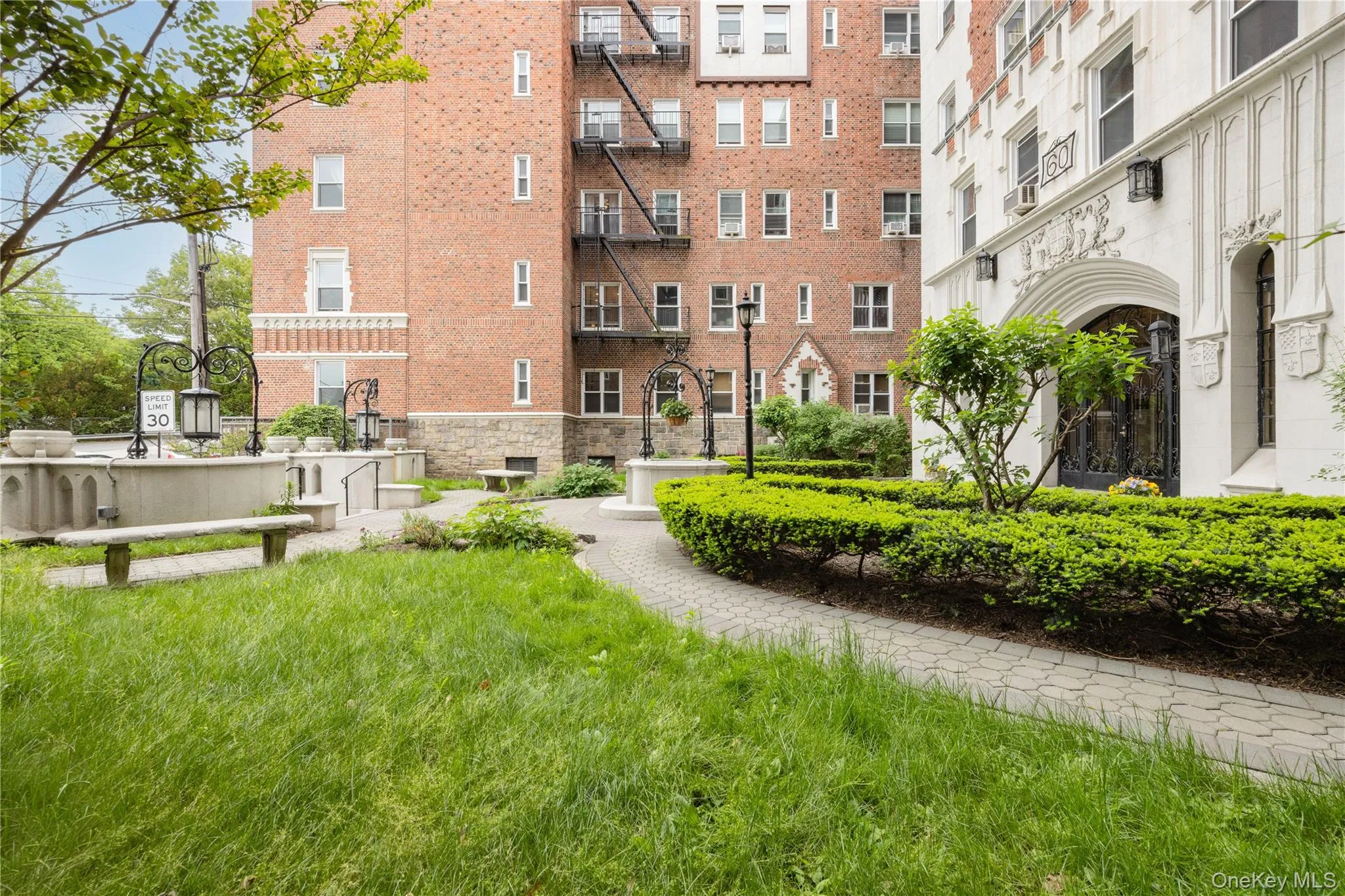 60 Broad Street, Mount Vernon, NY, 1 Bedroom Bedrooms, 3 Rooms Rooms,1 BathroomBathrooms,Residential Sale,For Rent,Broad,0,000187 60 Broad Street, Mount Vernon, NY, 1 Bedroom Bedrooms, 3 Rooms Rooms,1 BathroomBathrooms,Residential Sale,For Rent,Broad,0,000187
